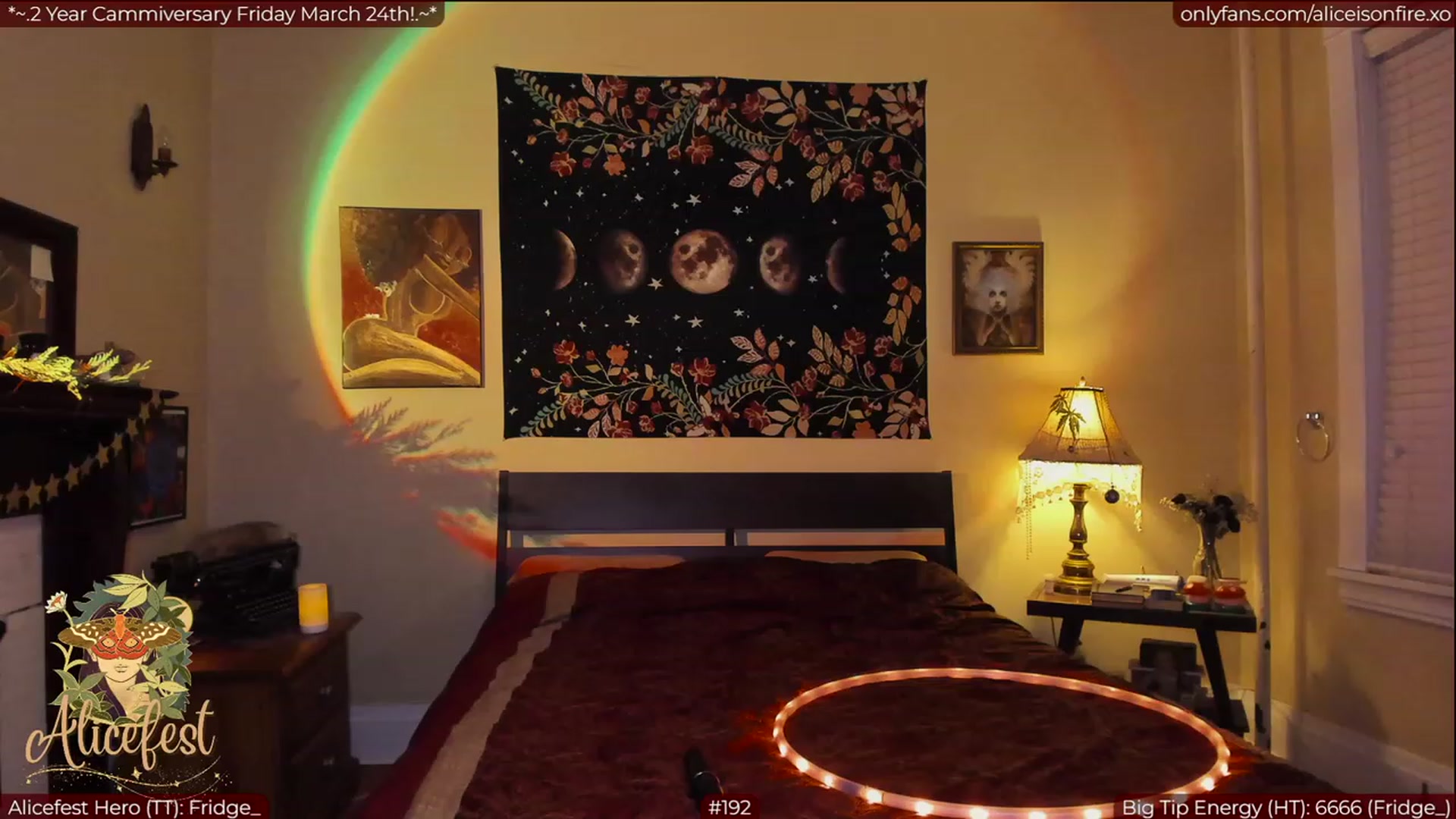 Gallery image thumbnail from aliceisonfire's myfreecams stream on, 03/22/2023, 05:44 image 5 of 20
