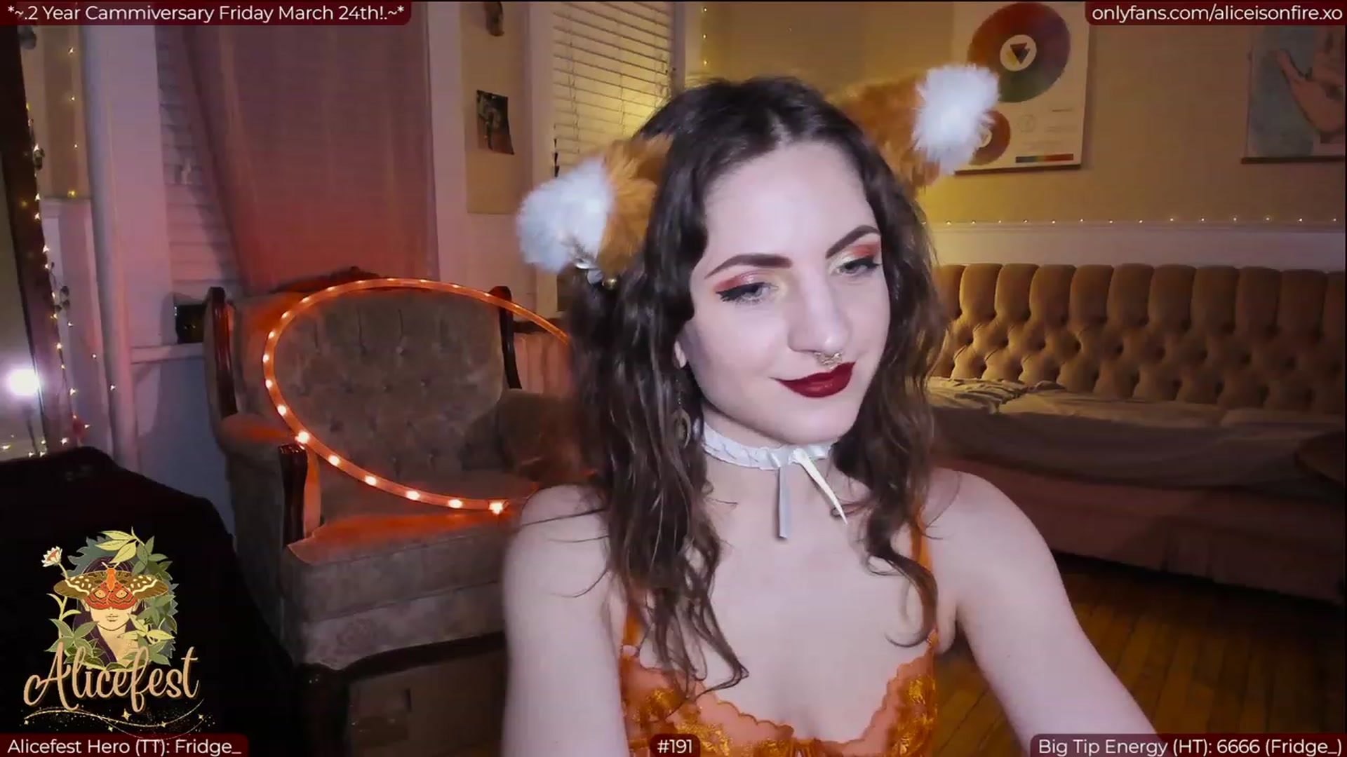 Gallery image thumbnail from aliceisonfire's myfreecams stream on, 03/22/2023, 06:34 image 8 of 20