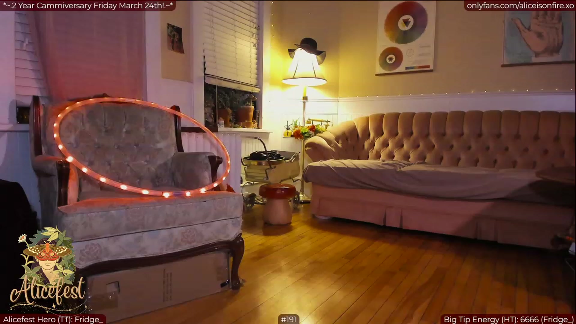 Gallery image thumbnail from aliceisonfire's myfreecams stream on, 03/22/2023, 06:45 image 7 of 20