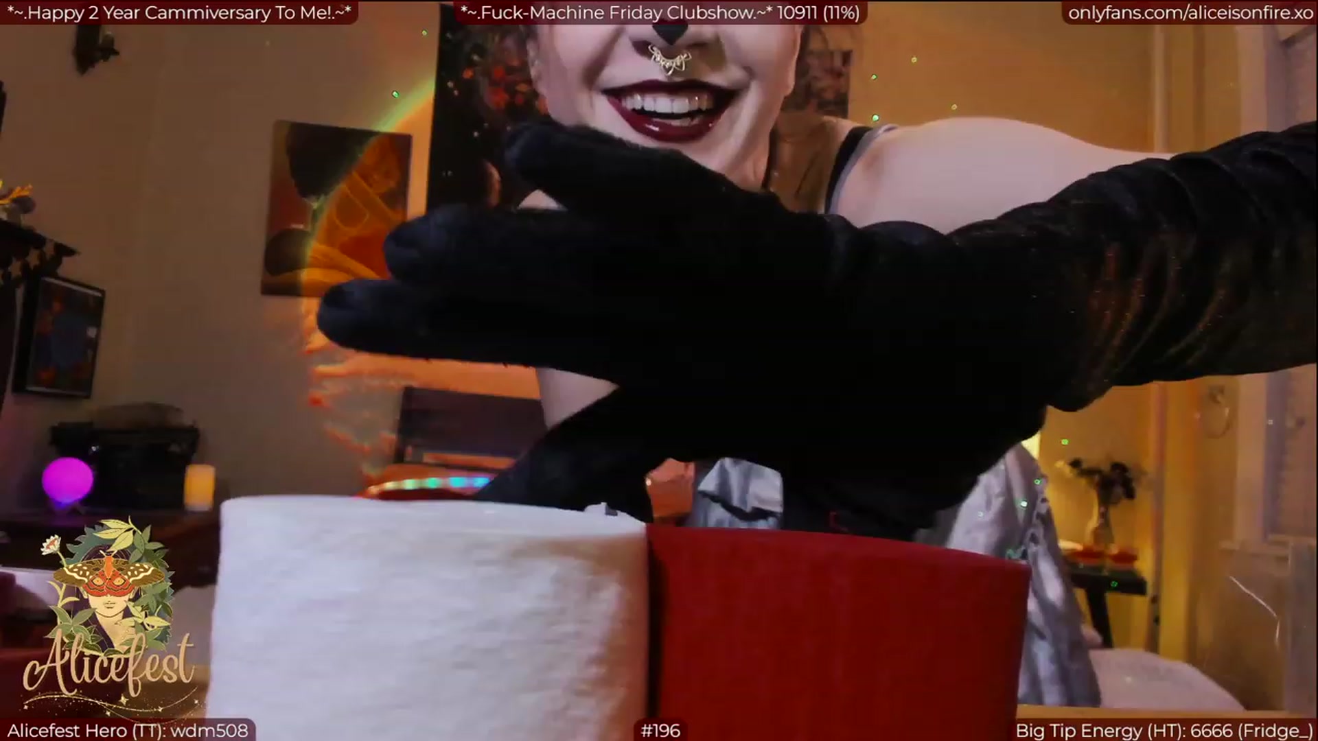 Gallery image thumbnail from aliceisonfire's myfreecams stream on, 03/25/2023, 07:29 image 1 of 20