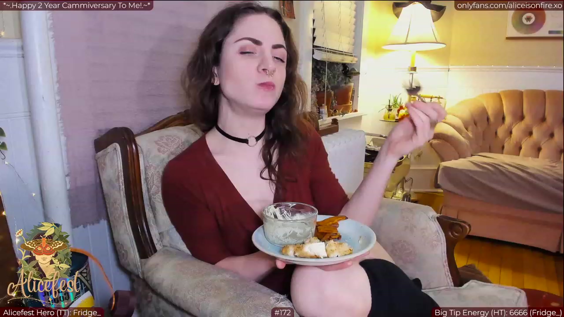 Gallery image thumbnail from aliceisonfire's myfreecams stream on, 03/28/2023, 06:26 image 15 of 20