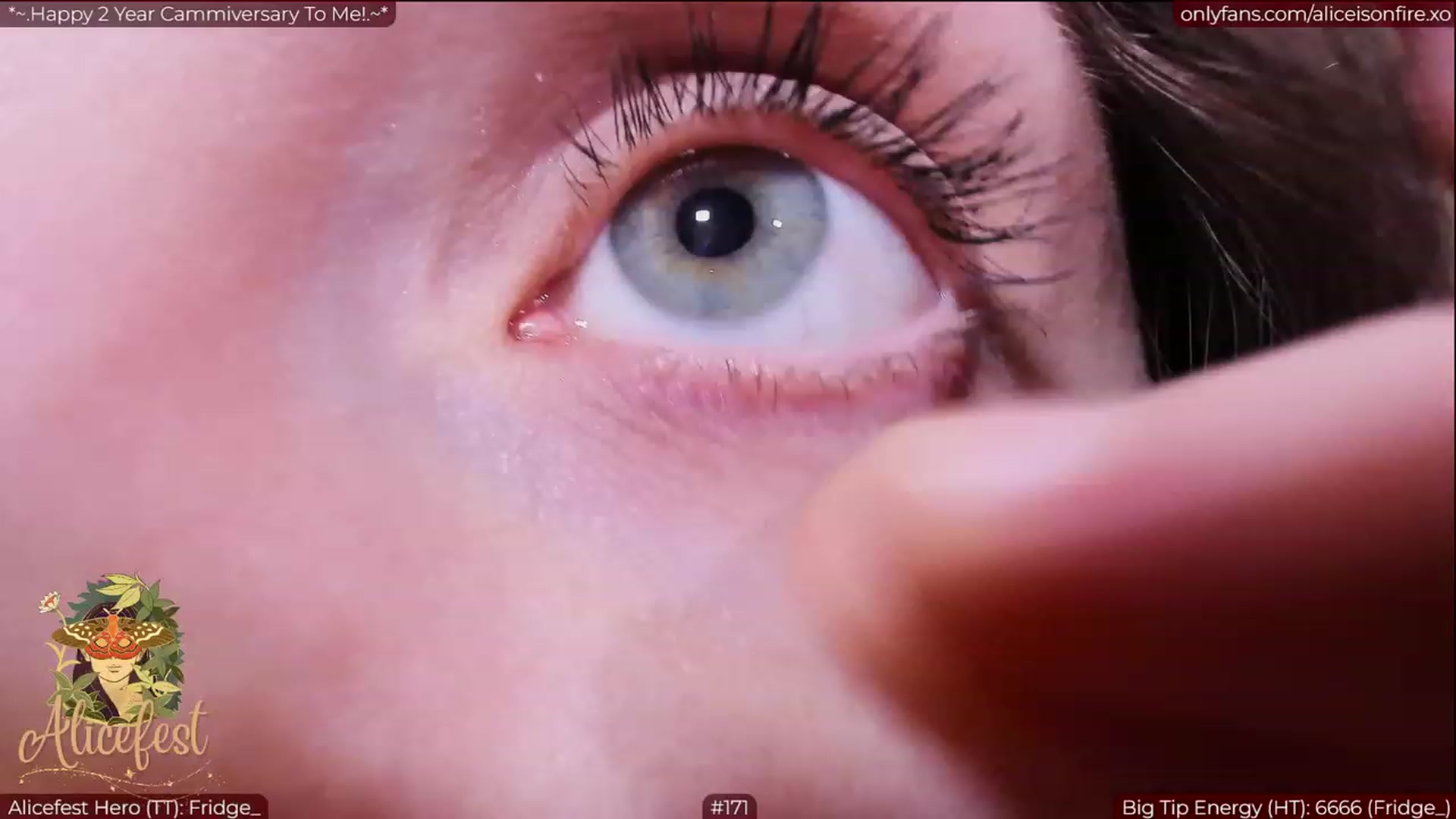 Gallery image thumbnail from aliceisonfire's myfreecams stream on, 03/28/2023, 07:37 image 18 of 20