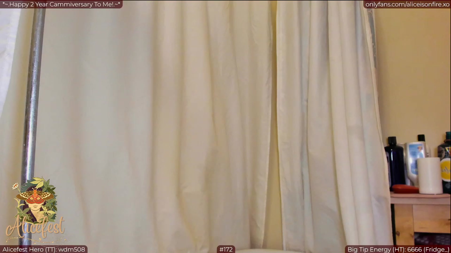 Gallery image thumbnail from aliceisonfire's myfreecams stream on, 03/29/2023, 07:39 image 9 of 20