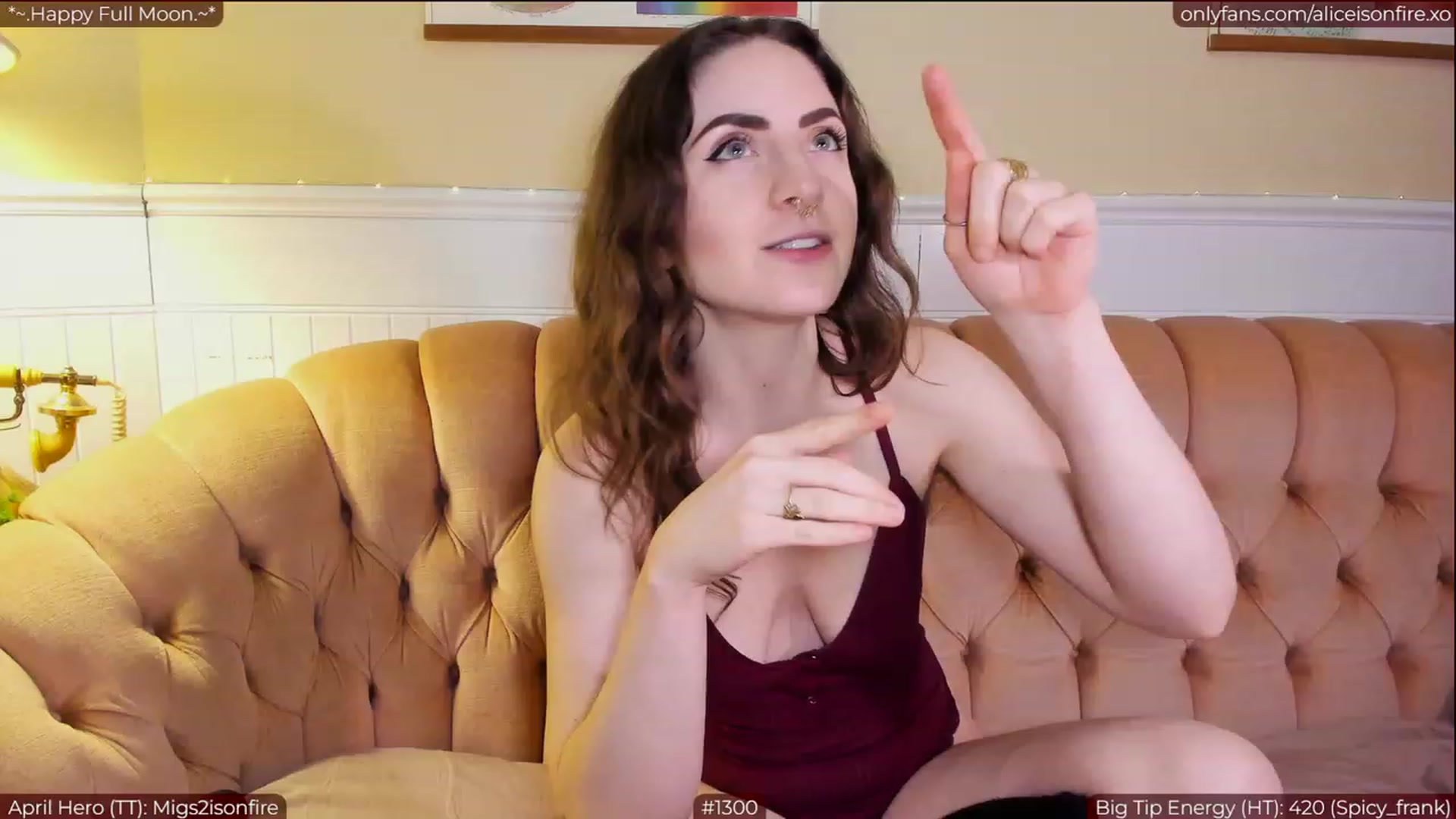 Gallery image thumbnail from aliceisonfire's myfreecams stream on, 04/06/2023, 06:38 image 16 of 20