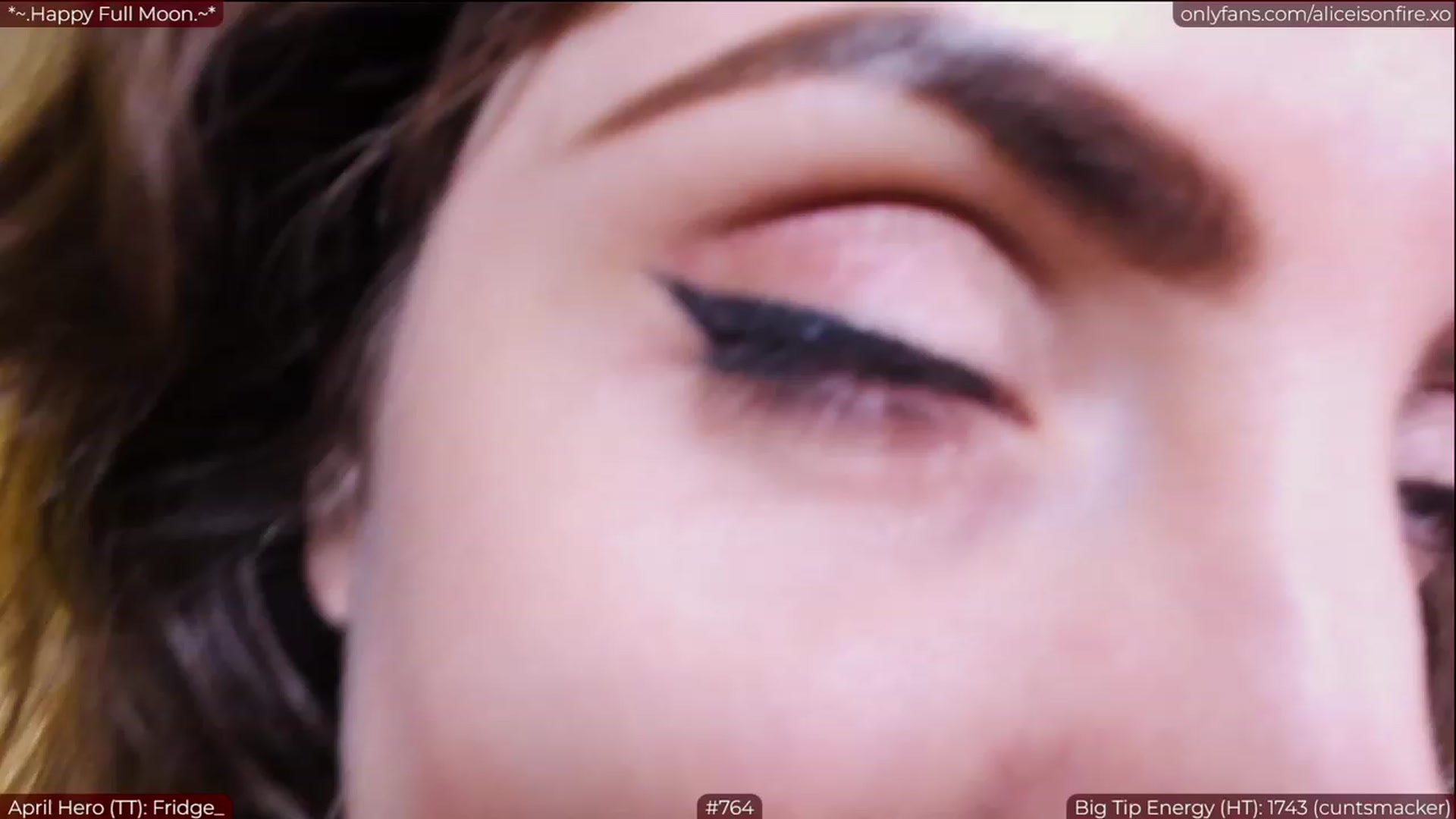 Gallery image thumbnail from aliceisonfire's myfreecams stream on, 04/06/2023, 08:40 image 1 of 20