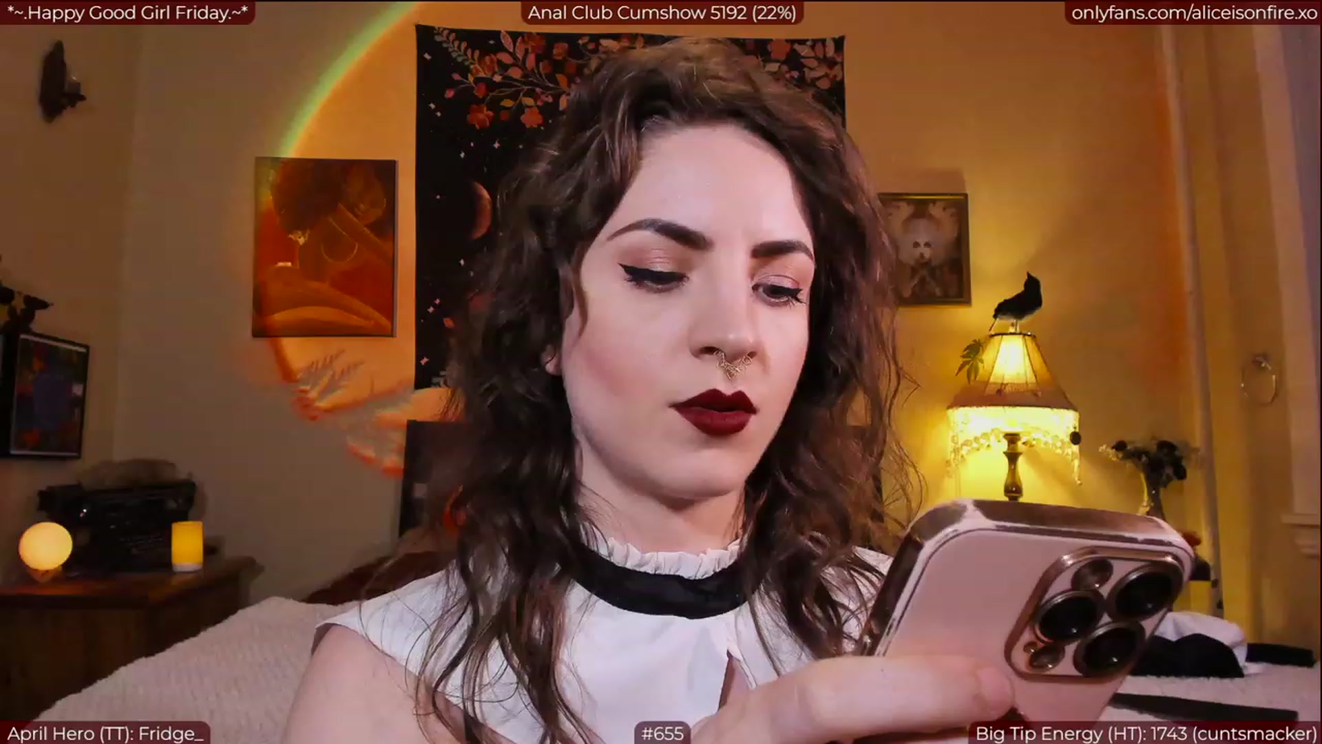 Gallery image thumbnail from aliceisonfire's myfreecams stream on, 04/08/2023, 06:22 image 6 of 20