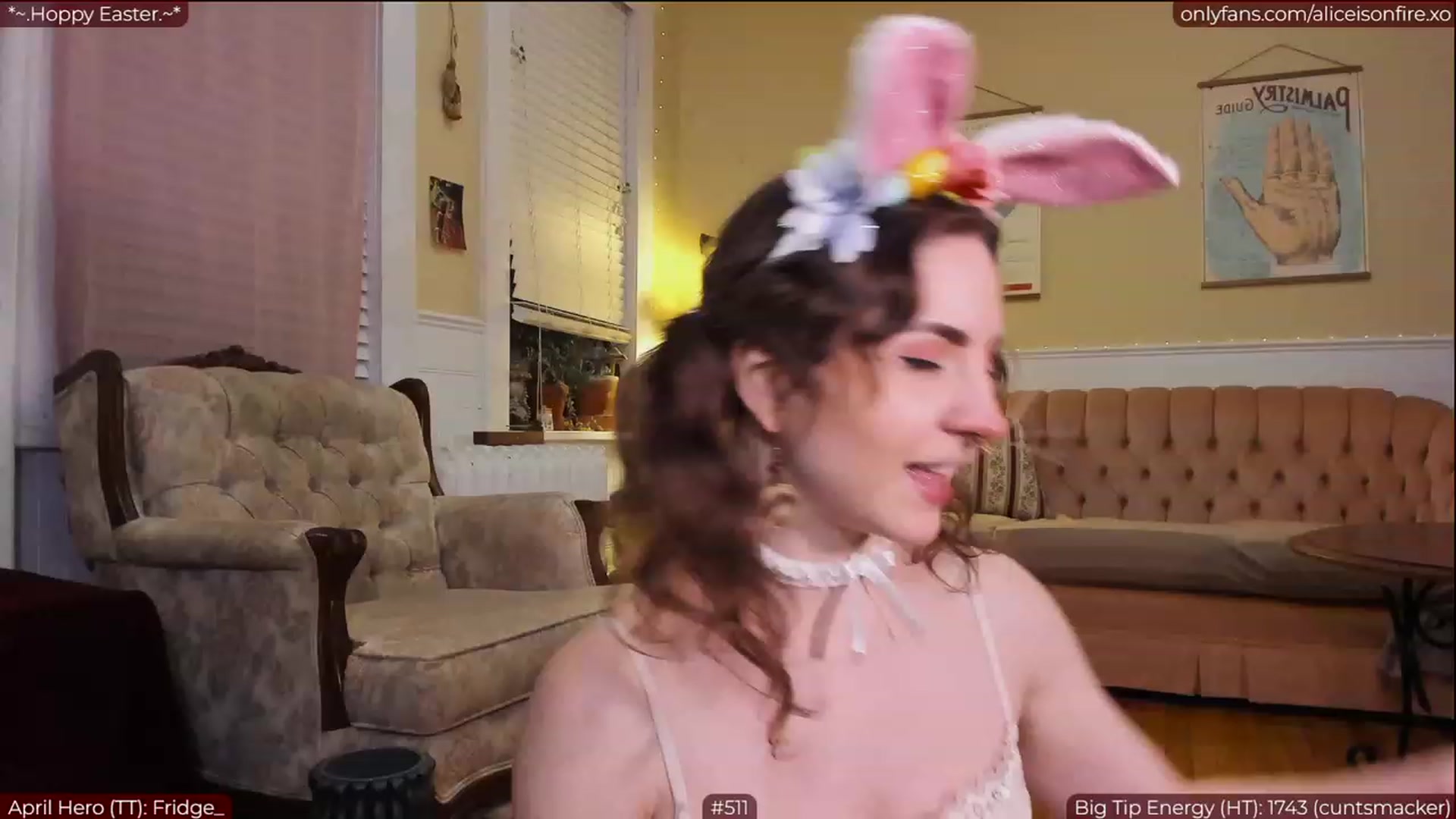 Gallery image thumbnail from aliceisonfire's myfreecams stream on, 04/10/2023, 09:08 image 8 of 20