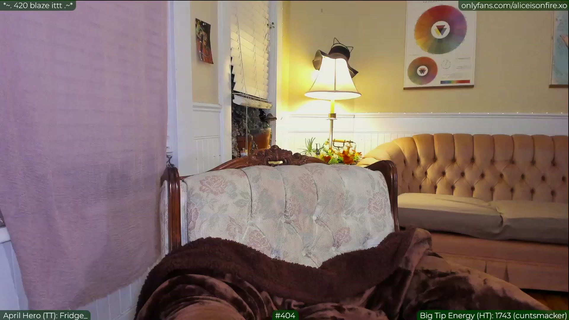 Gallery image thumbnail from aliceisonfire's myfreecams stream on, 04/21/2023, 08:27 image 10 of 20