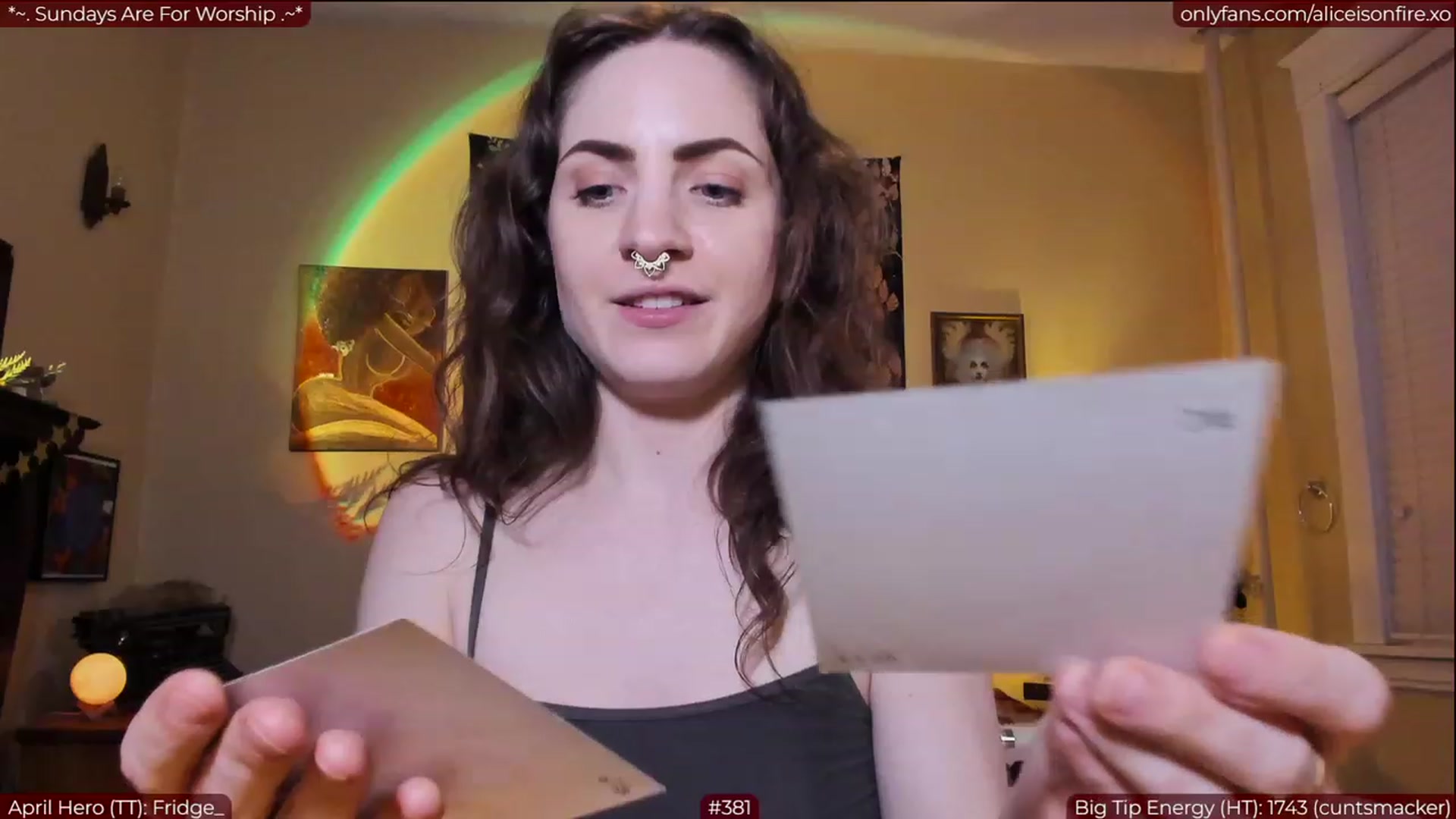 Gallery image thumbnail from aliceisonfire's myfreecams stream on, 04/24/2023, 04:41 image 17 of 20