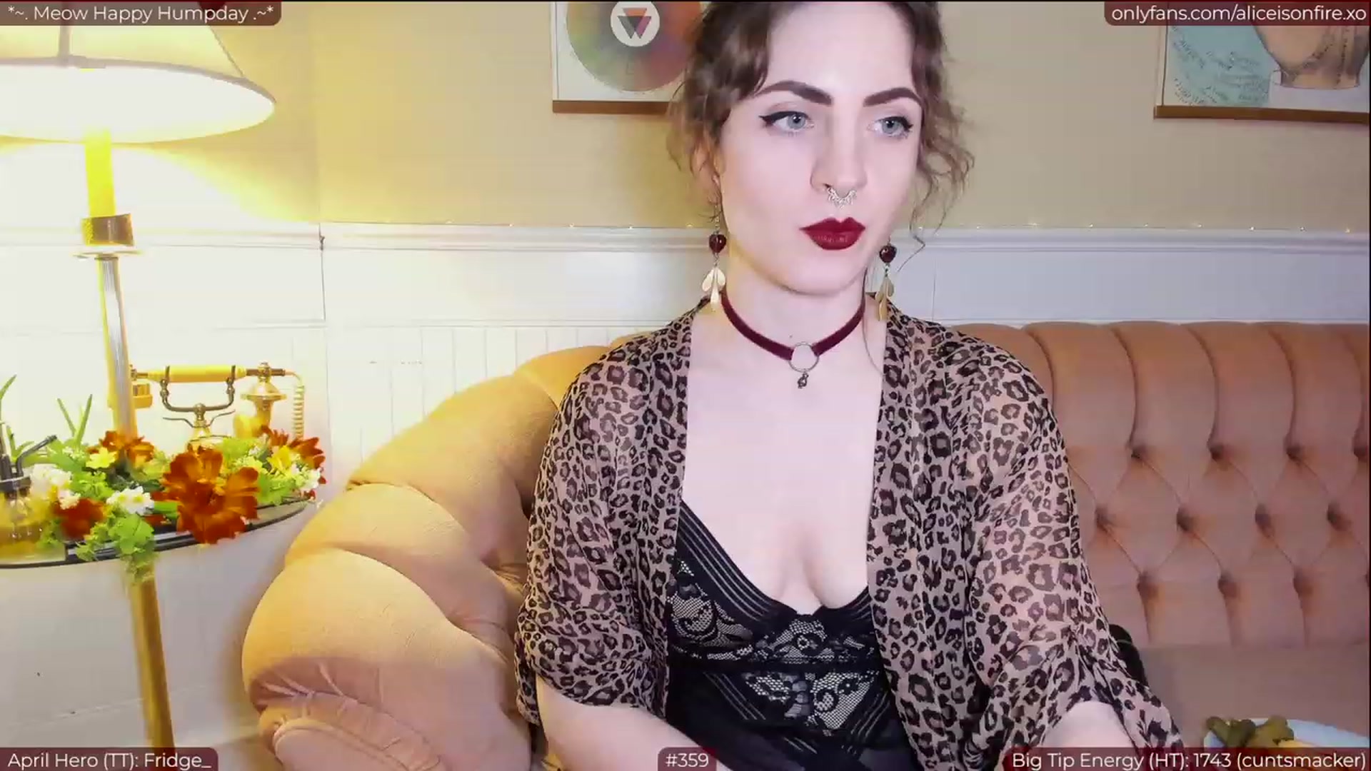 Gallery image thumbnail from aliceisonfire's myfreecams stream on, 04/27/2023, 06:42 image 2 of 20