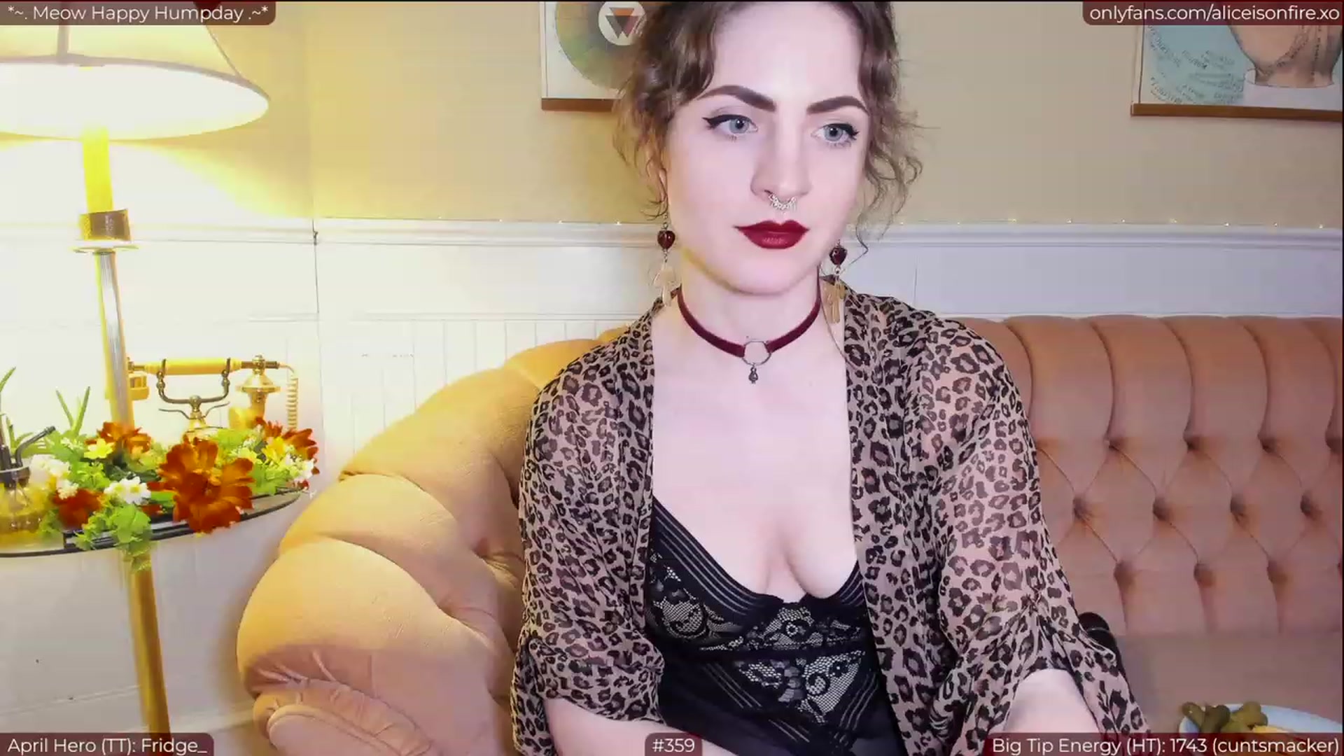 Gallery image thumbnail from aliceisonfire's myfreecams stream on, 04/27/2023, 06:42 image 1 of 20