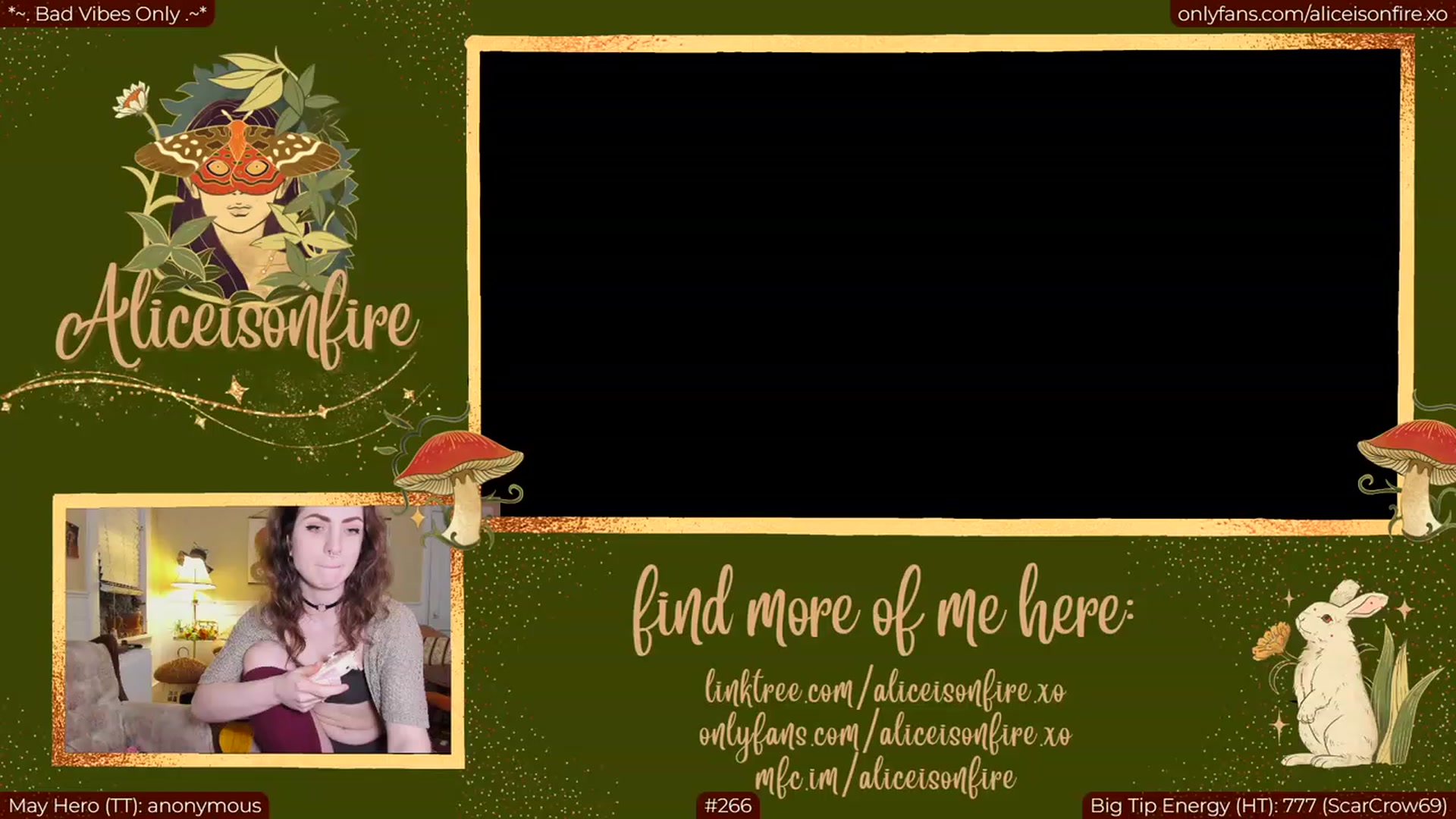 Gallery image thumbnail from aliceisonfire's myfreecams stream on, 05/09/2023, 06:34 image 14 of 20