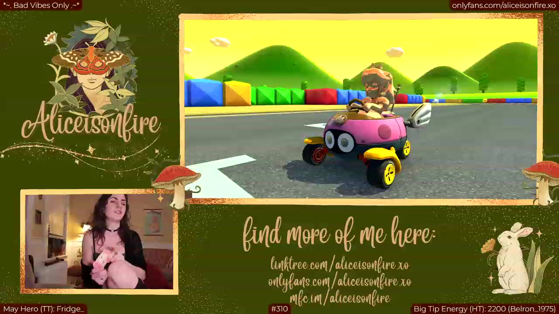 Gallery image thumbnail from aliceisonfire's myfreecams stream on, 05/18/2023, 08:28 image 14 of 20
