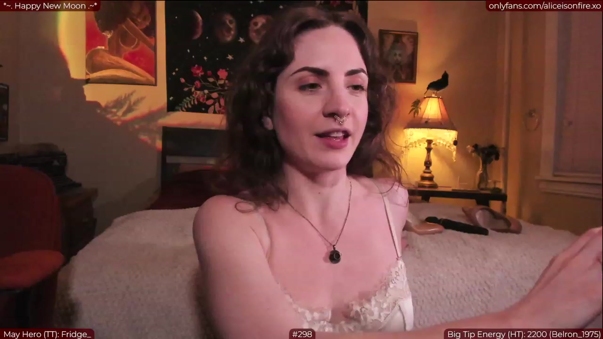 Gallery image thumbnail from aliceisonfire's myfreecams stream on, 05/22/2023, 07:43 image 4 of 20