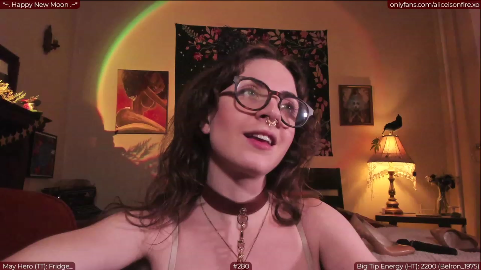Gallery image thumbnail from aliceisonfire's myfreecams stream on, 05/22/2023, 07:43 image 7 of 20