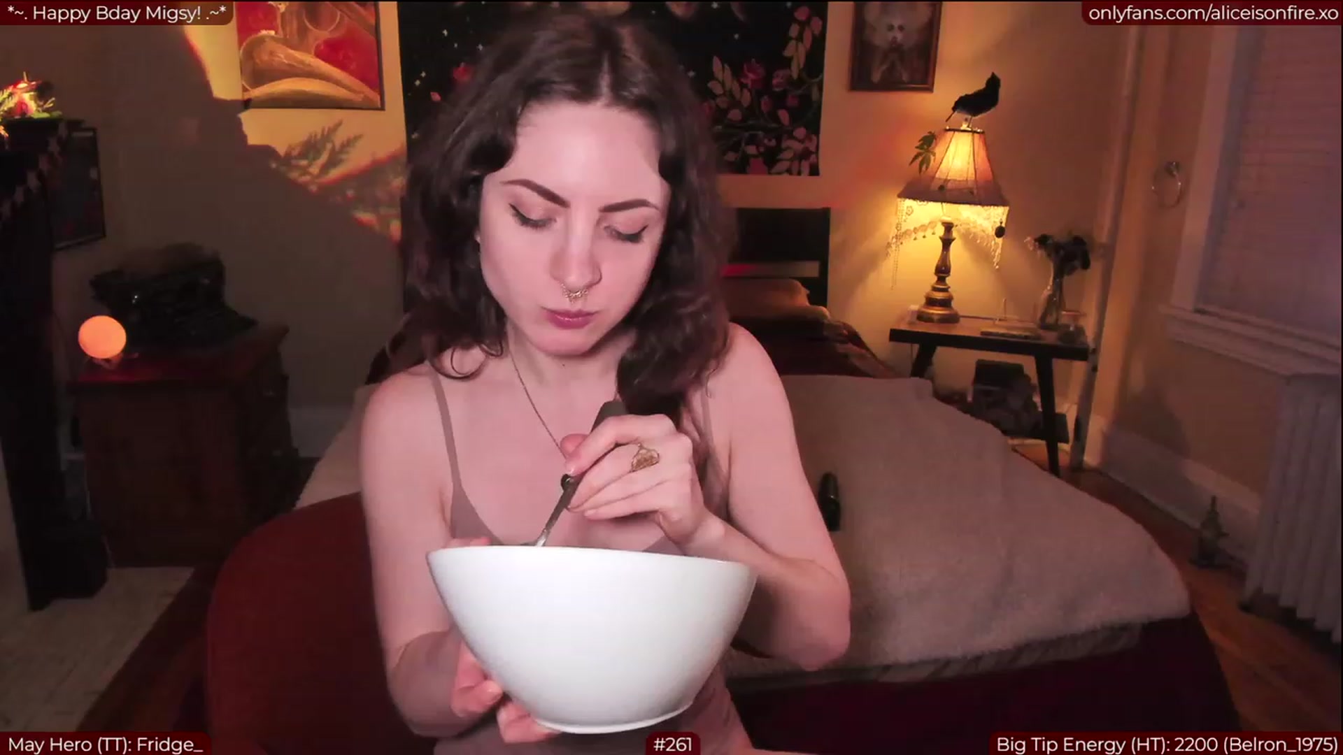 Gallery image thumbnail from aliceisonfire's myfreecams stream on, 05/23/2023, 04:35 image 5 of 20