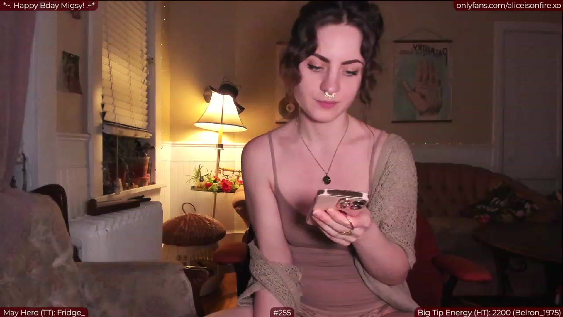 Gallery image thumbnail from aliceisonfire's myfreecams stream on, 05/23/2023, 08:44 image 1 of 20