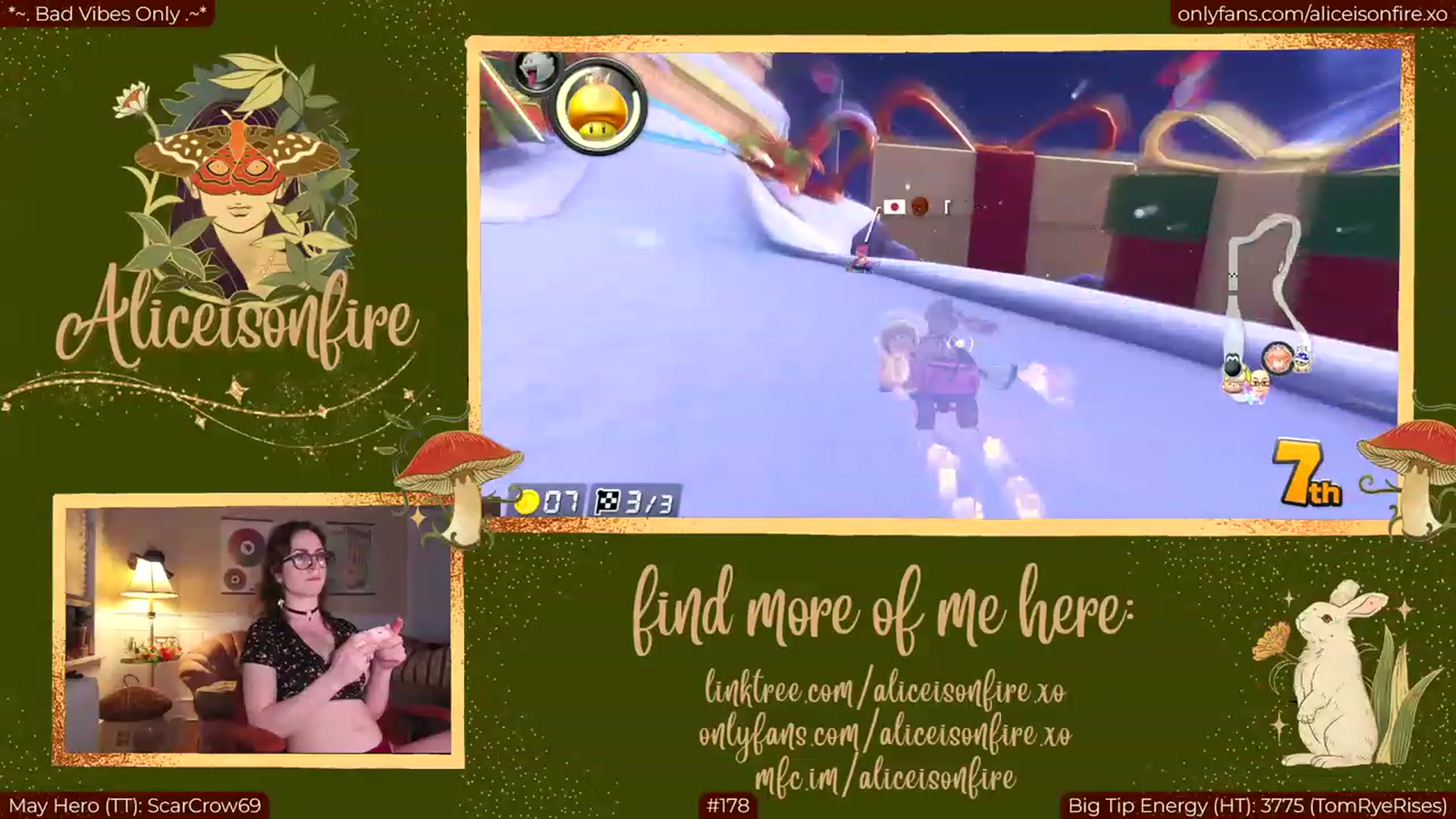 Gallery image thumbnail from aliceisonfire's myfreecams stream on, 05/26/2023, 08:54 image 15 of 20