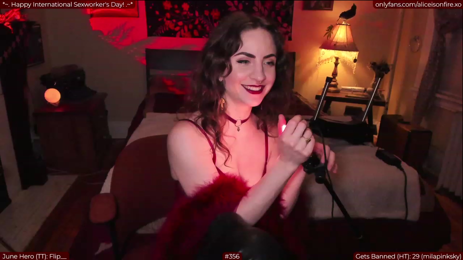Gallery image thumbnail from aliceisonfire's myfreecams stream on, 06/03/2023, 04:57 image 4 of 20