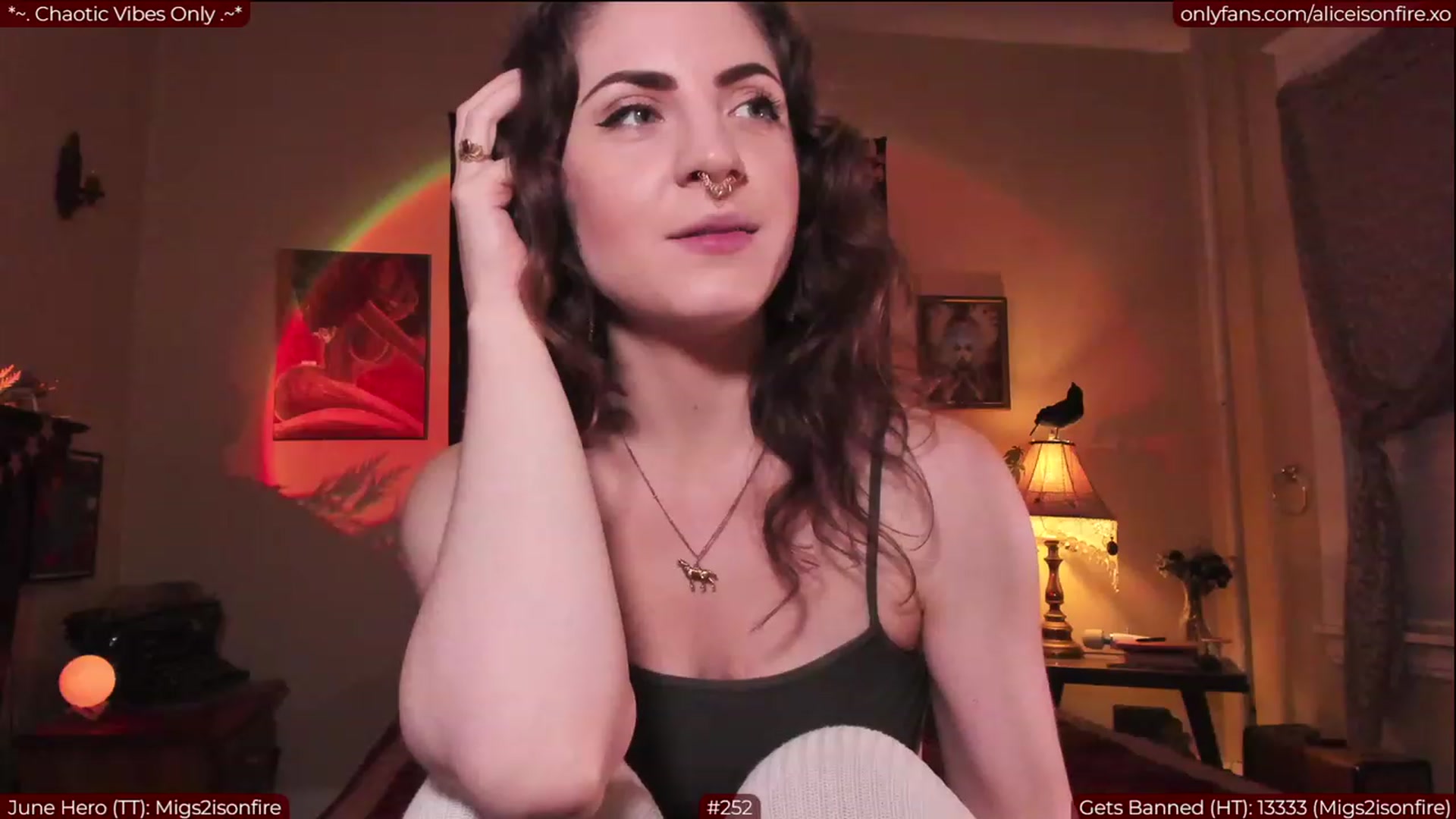 Gallery image thumbnail from aliceisonfire's myfreecams stream on, 06/06/2023, 05:42 image 9 of 20