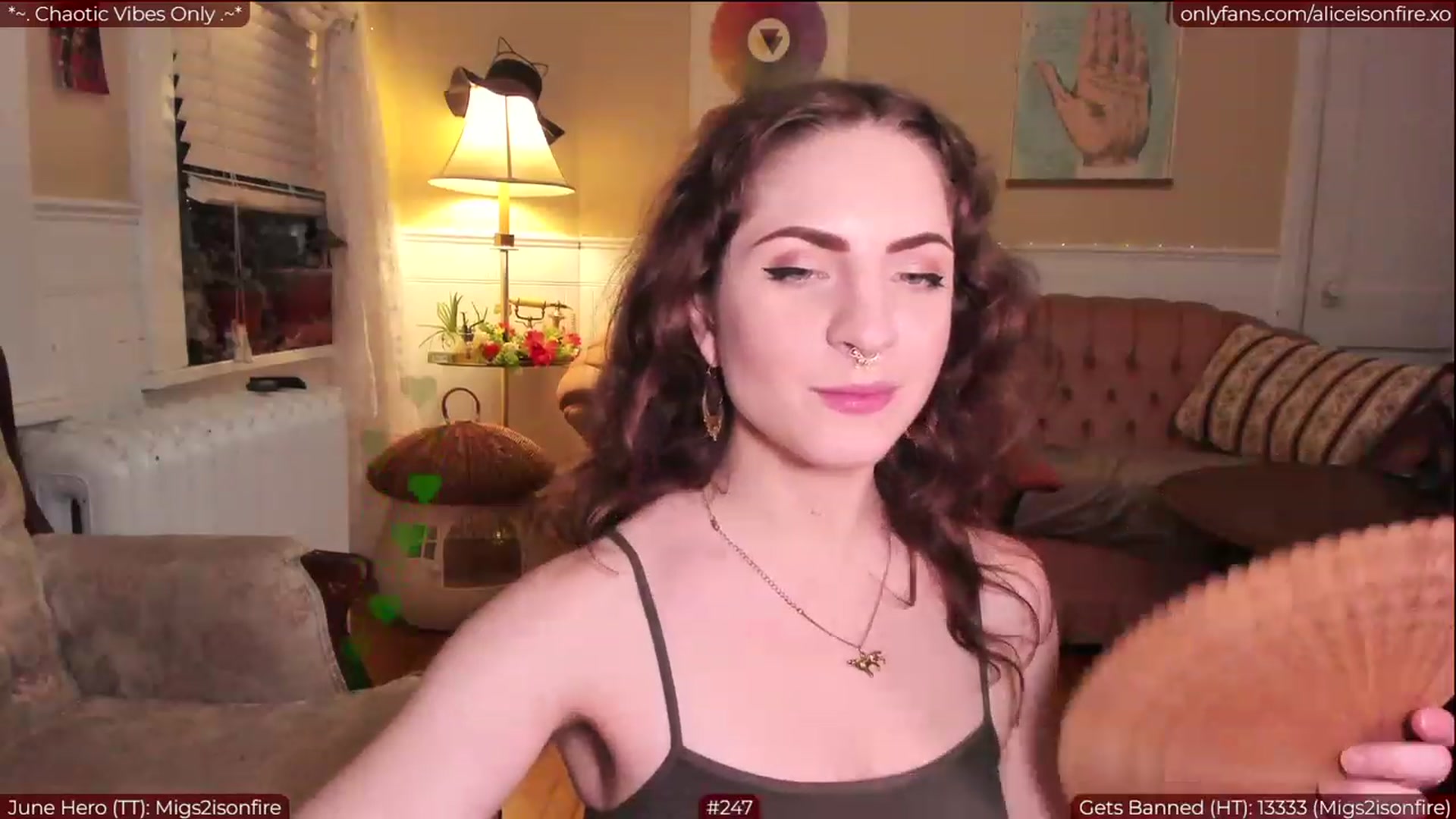 Gallery image thumbnail from aliceisonfire's myfreecams stream on, 06/06/2023, 07:28 image 10 of 20