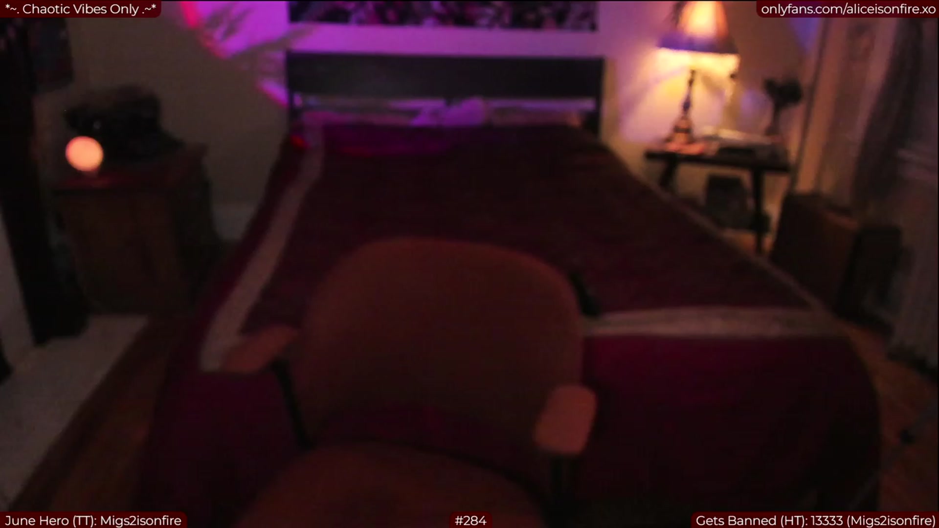 Gallery image thumbnail from aliceisonfire's myfreecams stream on, 06/08/2023, 07:25 image 1 of 20