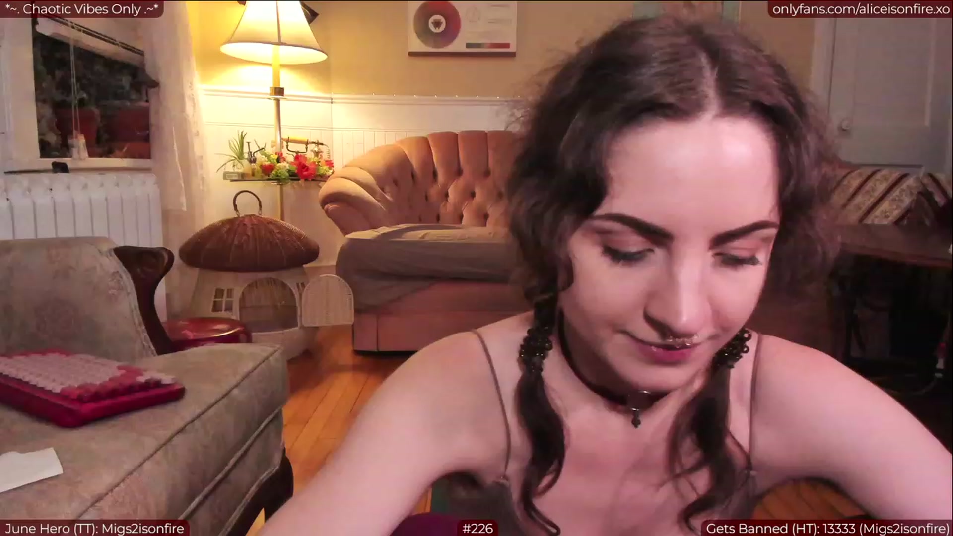 Gallery image thumbnail from aliceisonfire's myfreecams stream on, 06/08/2023, 09:10 image 3 of 20