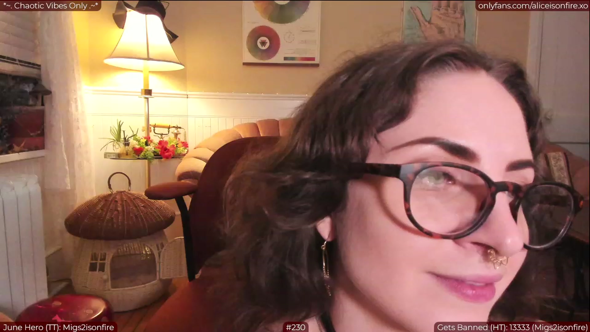 Gallery image thumbnail from aliceisonfire's myfreecams stream on, 06/09/2023, 08:44 image 16 of 20