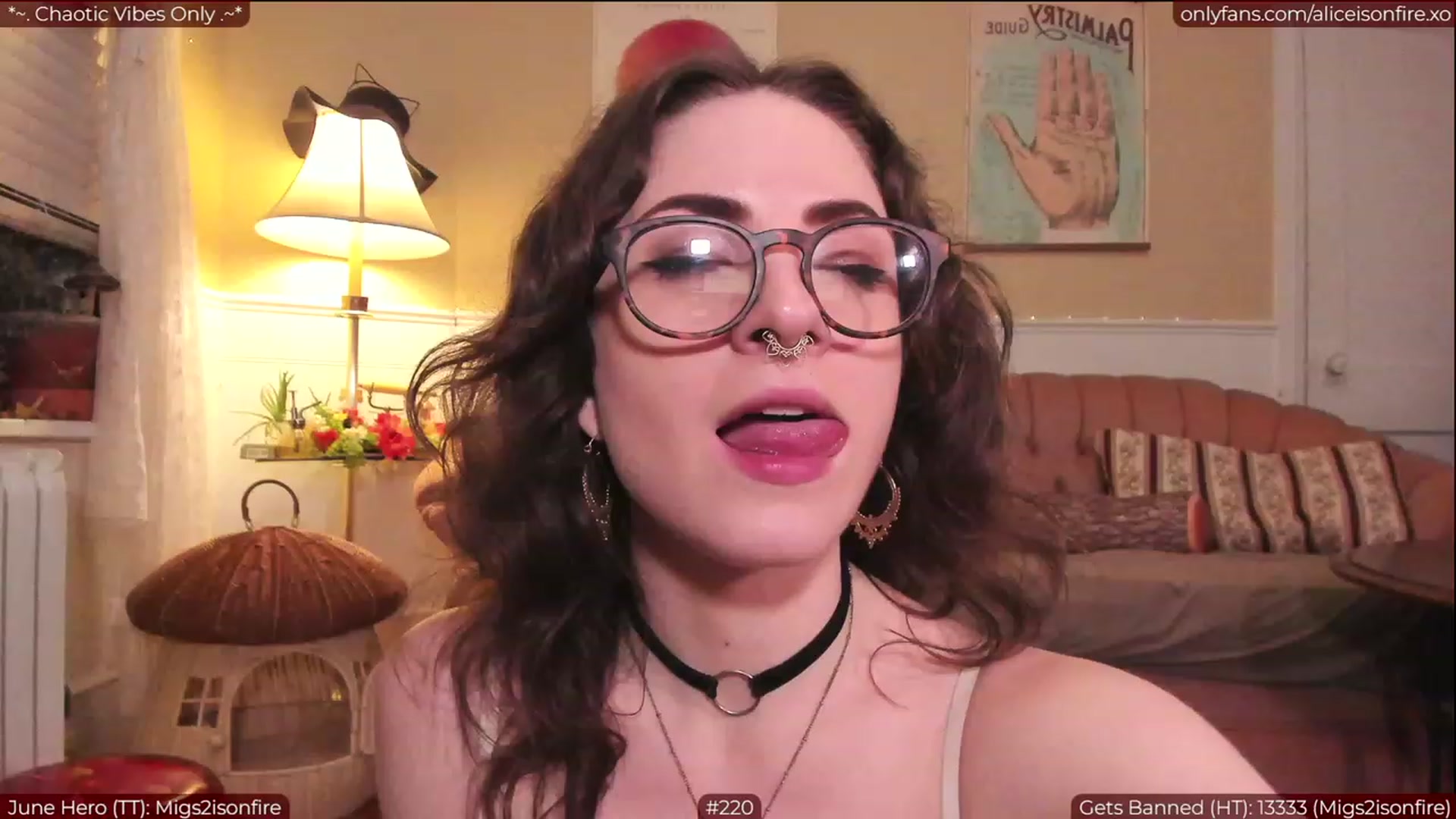 Gallery image thumbnail from aliceisonfire's myfreecams stream on, 06/09/2023, 08:58 image 2 of 20