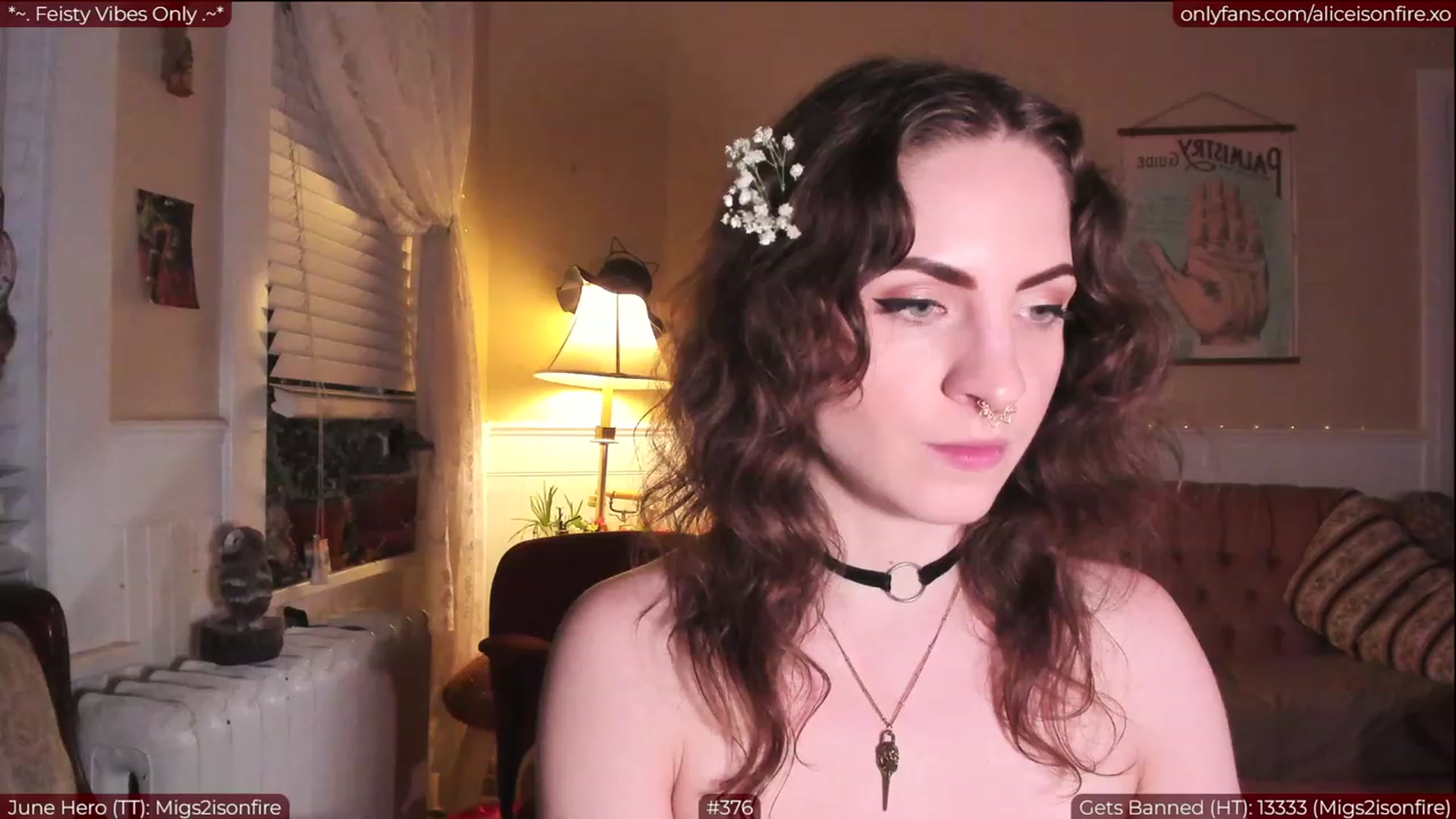 Gallery image thumbnail from aliceisonfire's myfreecams stream on, 06/13/2023, 06:10 image 16 of 20