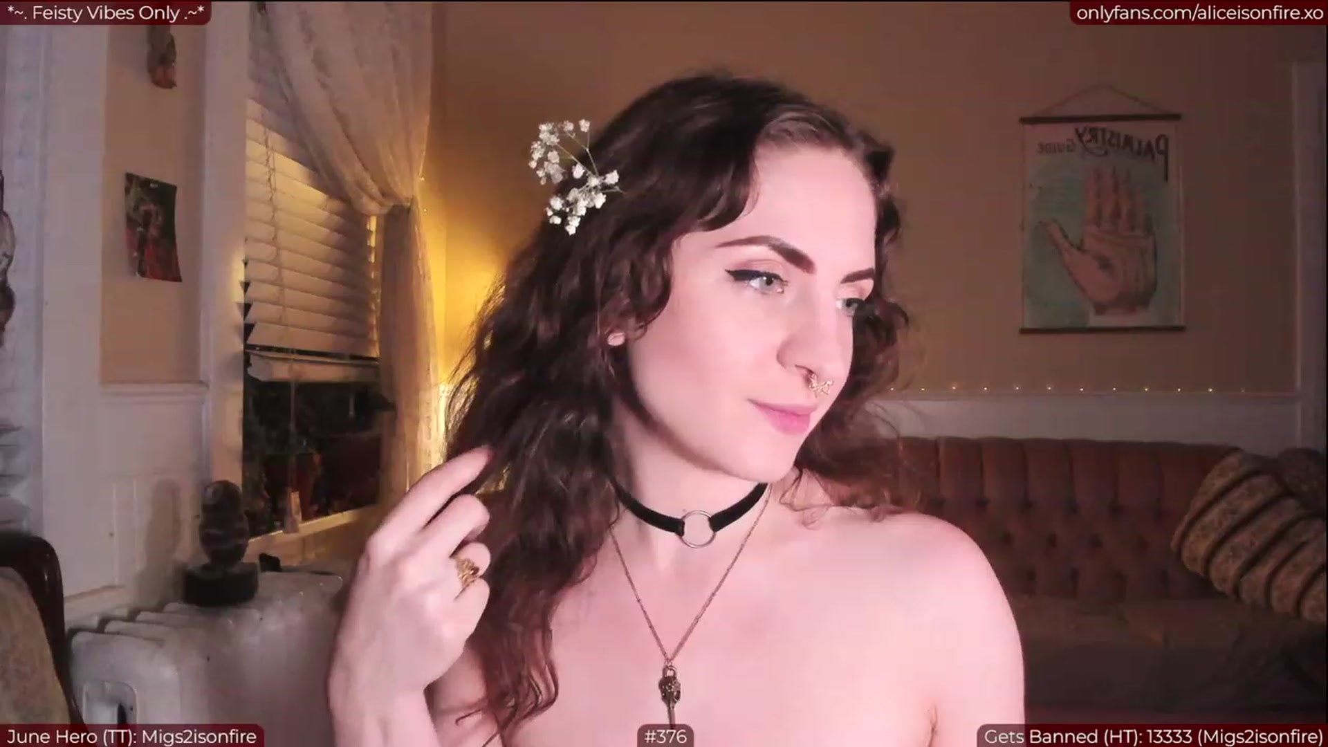 Gallery image thumbnail from aliceisonfire's myfreecams stream on, 06/13/2023, 06:10 image 18 of 20