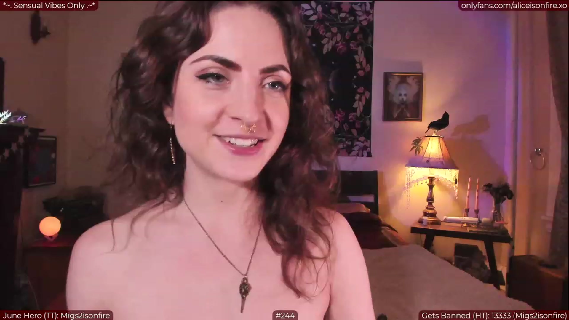 Gallery image thumbnail from aliceisonfire's myfreecams stream on, 06/14/2023, 05:59 image 10 of 20