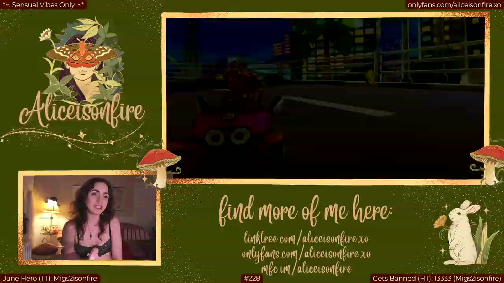 Gallery image thumbnail from aliceisonfire's myfreecams stream on, 06/14/2023, 08:18 image 14 of 20