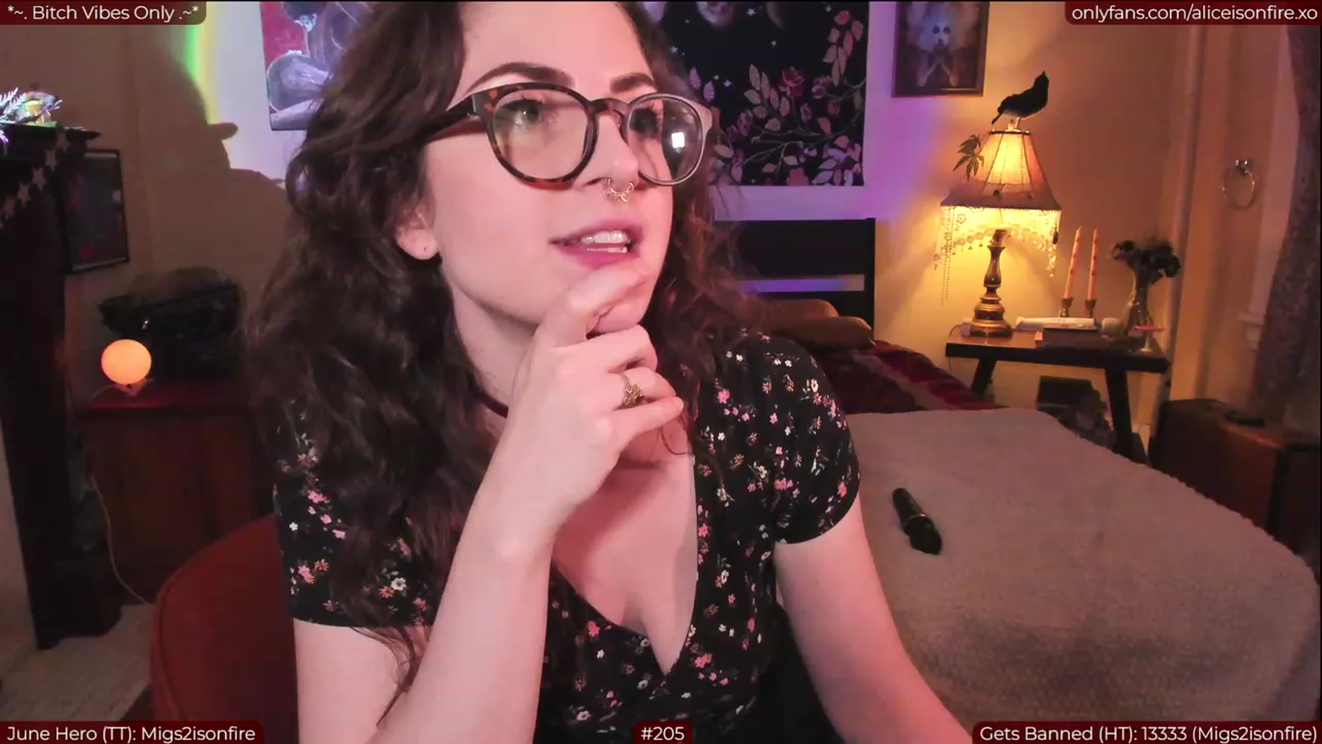 Gallery image thumbnail from aliceisonfire's myfreecams stream on, 06/16/2023, 05:58 image 12 of 20