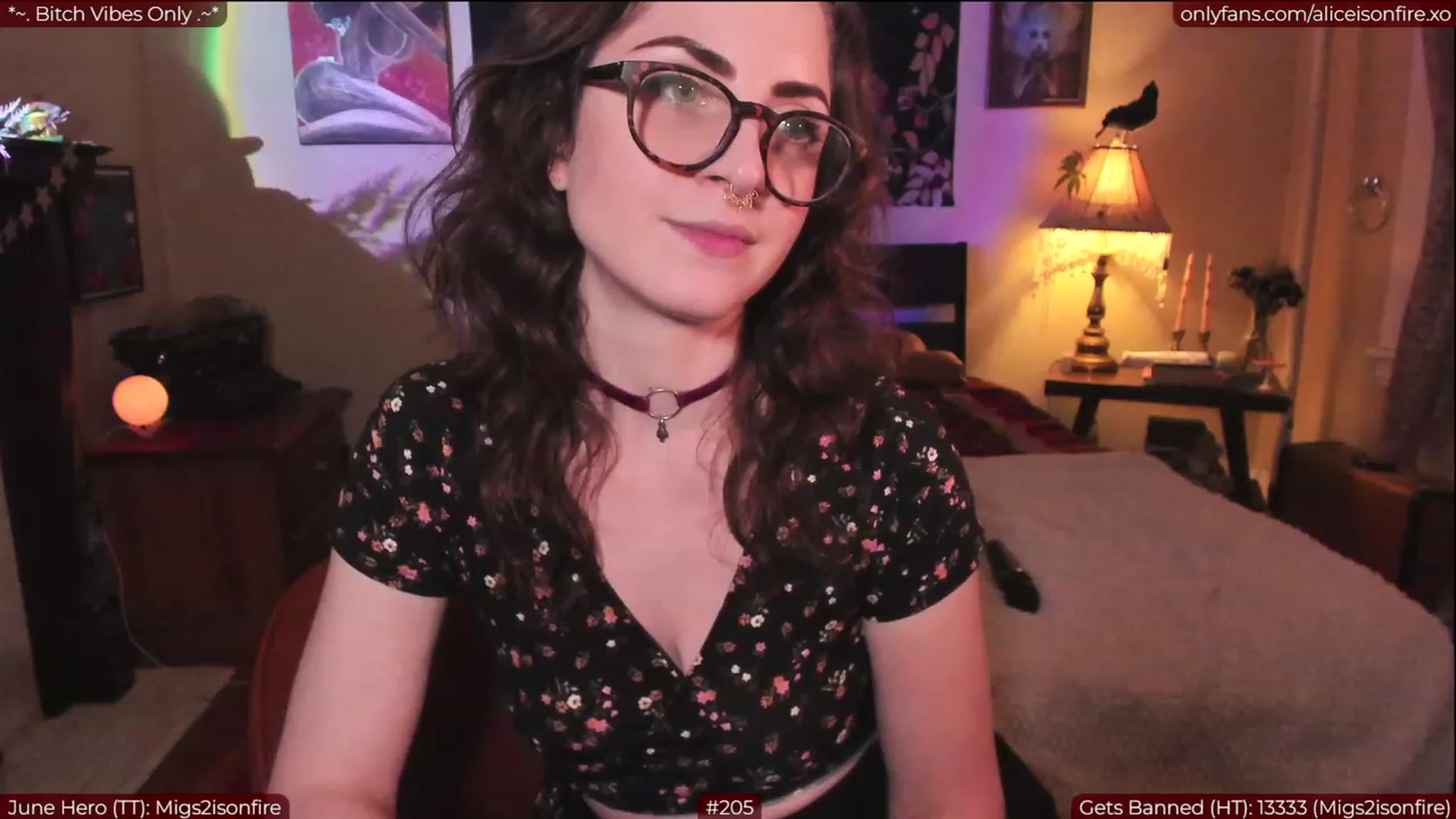 Gallery image thumbnail from aliceisonfire's myfreecams stream on, 06/16/2023, 05:58 image 4 of 20
