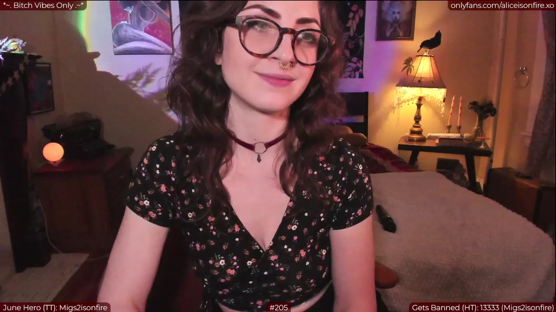 Gallery image thumbnail from aliceisonfire's myfreecams stream on, 06/16/2023, 05:58 image 2 of 20