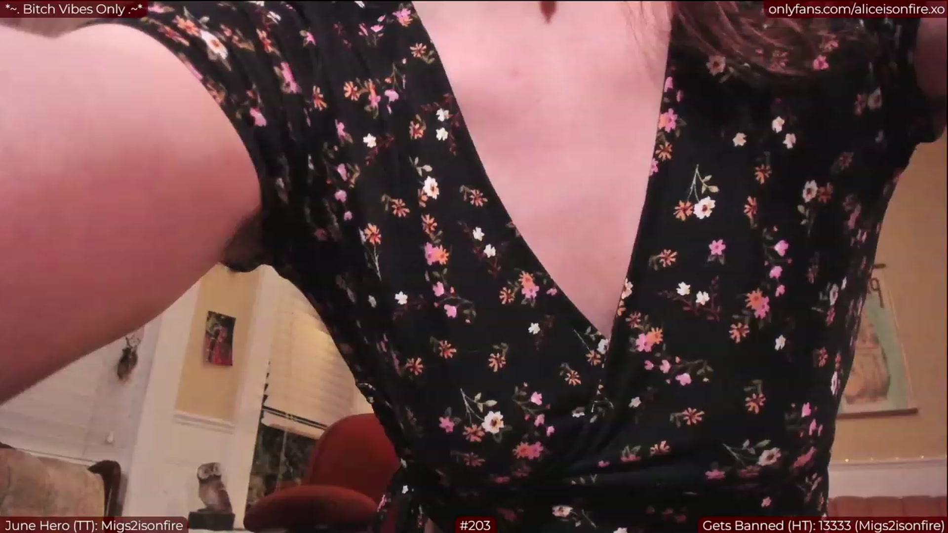 Gallery image thumbnail from aliceisonfire's myfreecams stream on, 06/16/2023, 06:48 image 8 of 20