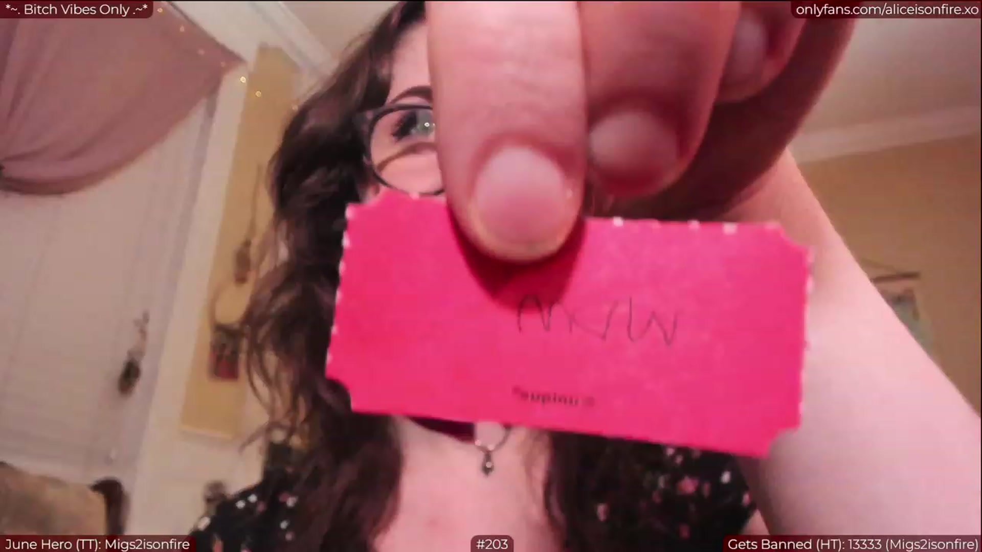 Gallery image thumbnail from aliceisonfire's myfreecams stream on, 06/16/2023, 06:48 image 3 of 20