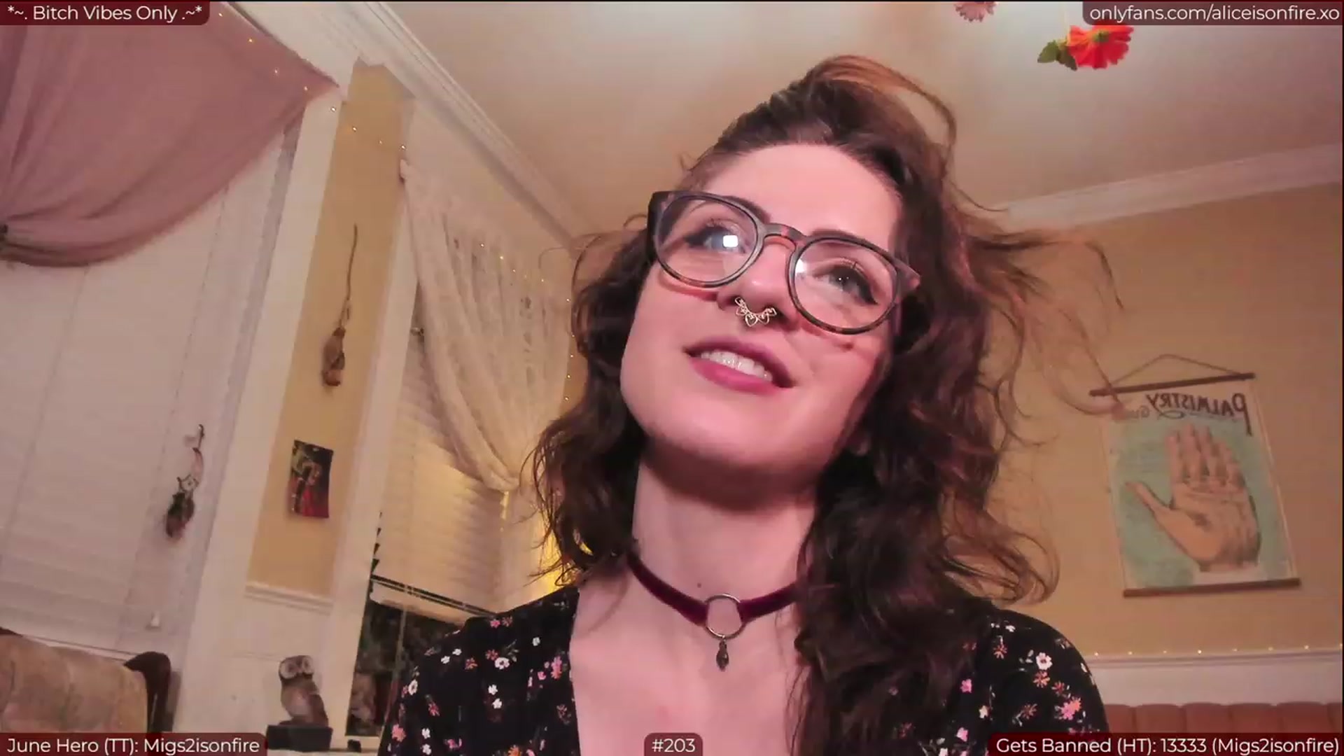 Gallery image thumbnail from aliceisonfire's myfreecams stream on, 06/16/2023, 06:48 image 4 of 20