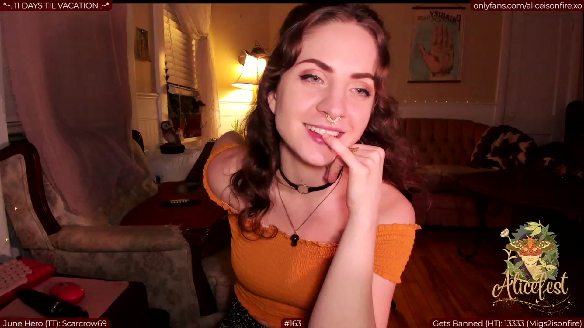 Gallery image thumbnail from aliceisonfire's myfreecams stream on, 06/23/2023, 08:09 image 17 of 20