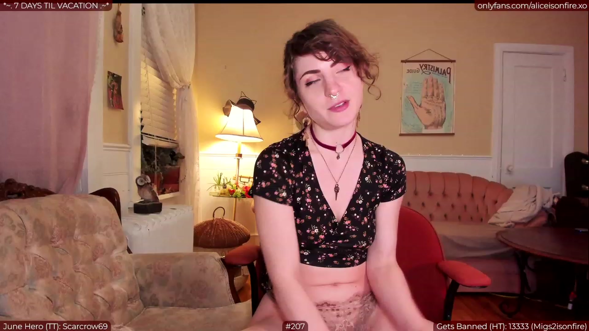 Gallery image thumbnail from aliceisonfire's myfreecams stream on, 06/27/2023, 07:05 image 17 of 20