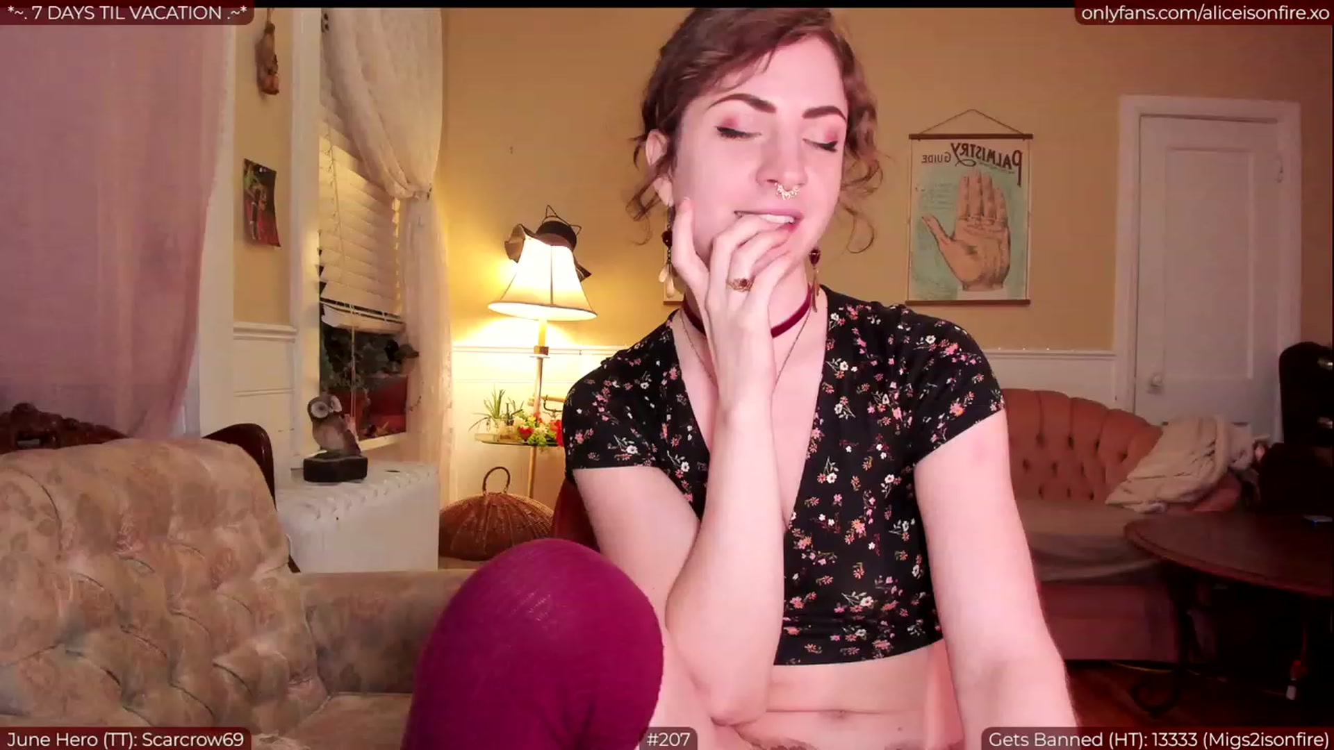 Gallery image thumbnail from aliceisonfire's myfreecams stream on, 06/27/2023, 07:29 image 11 of 20