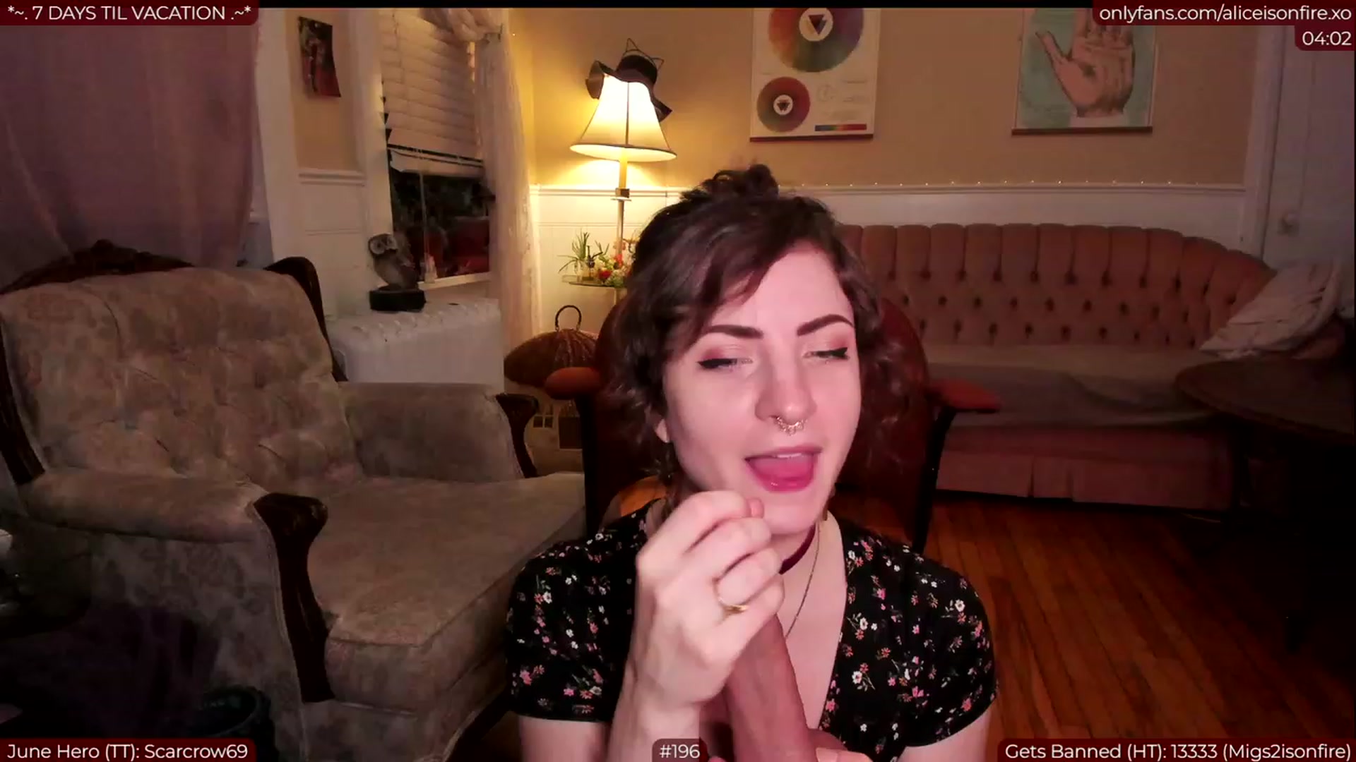 Gallery image thumbnail from aliceisonfire's myfreecams stream on, 06/27/2023, 08:59 image 10 of 20