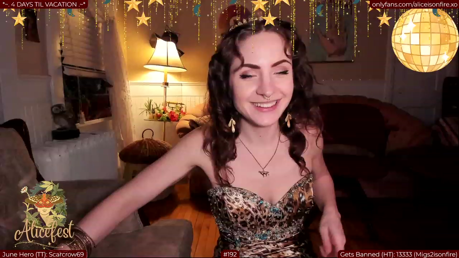 Gallery image thumbnail from aliceisonfire's myfreecams stream on, 06/30/2023, 07:17 image 17 of 20