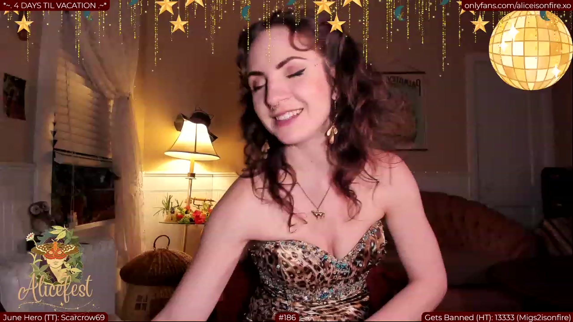 Gallery image thumbnail from aliceisonfire's myfreecams stream on, 06/30/2023, 08:33 image 15 of 20