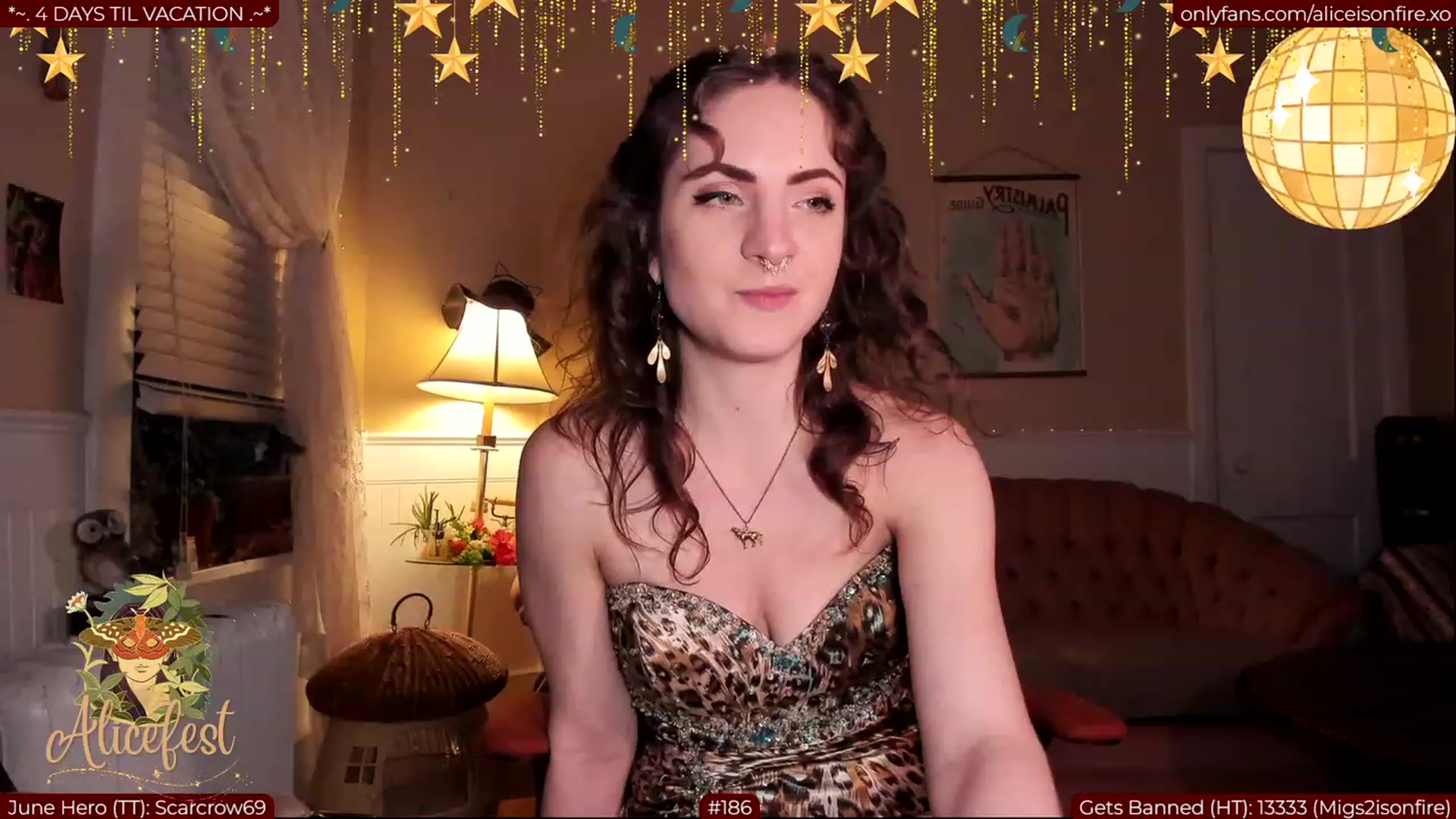 Gallery image thumbnail from aliceisonfire's myfreecams stream on, 06/30/2023, 08:33 image 18 of 20