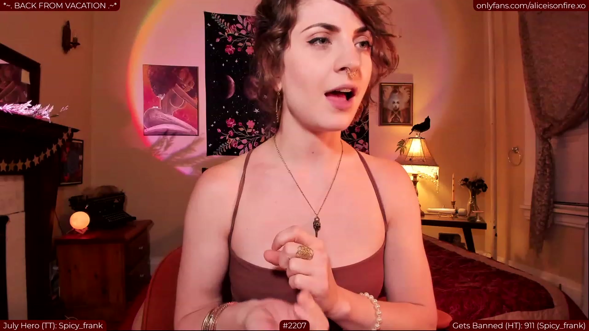 Gallery image thumbnail from aliceisonfire's myfreecams stream on, 07/31/2023, 04:22 image 6 of 20