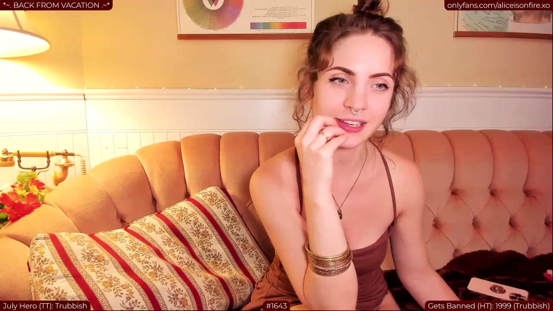 Gallery image thumbnail from aliceisonfire's myfreecams stream on, 07/31/2023, 09:40 image 12 of 20
