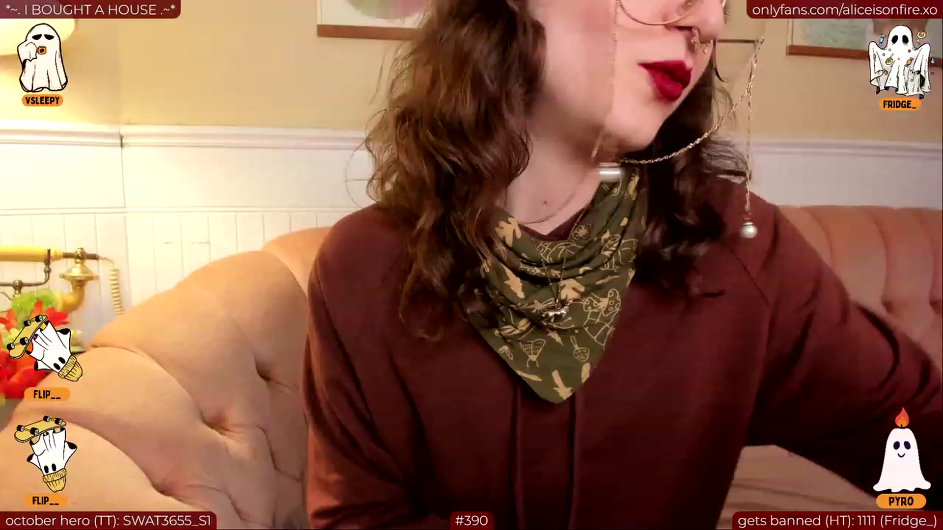 Gallery image thumbnail from aliceisonfire's myfreecams stream on, 10/11/2023, 07:34 image 10 of 20