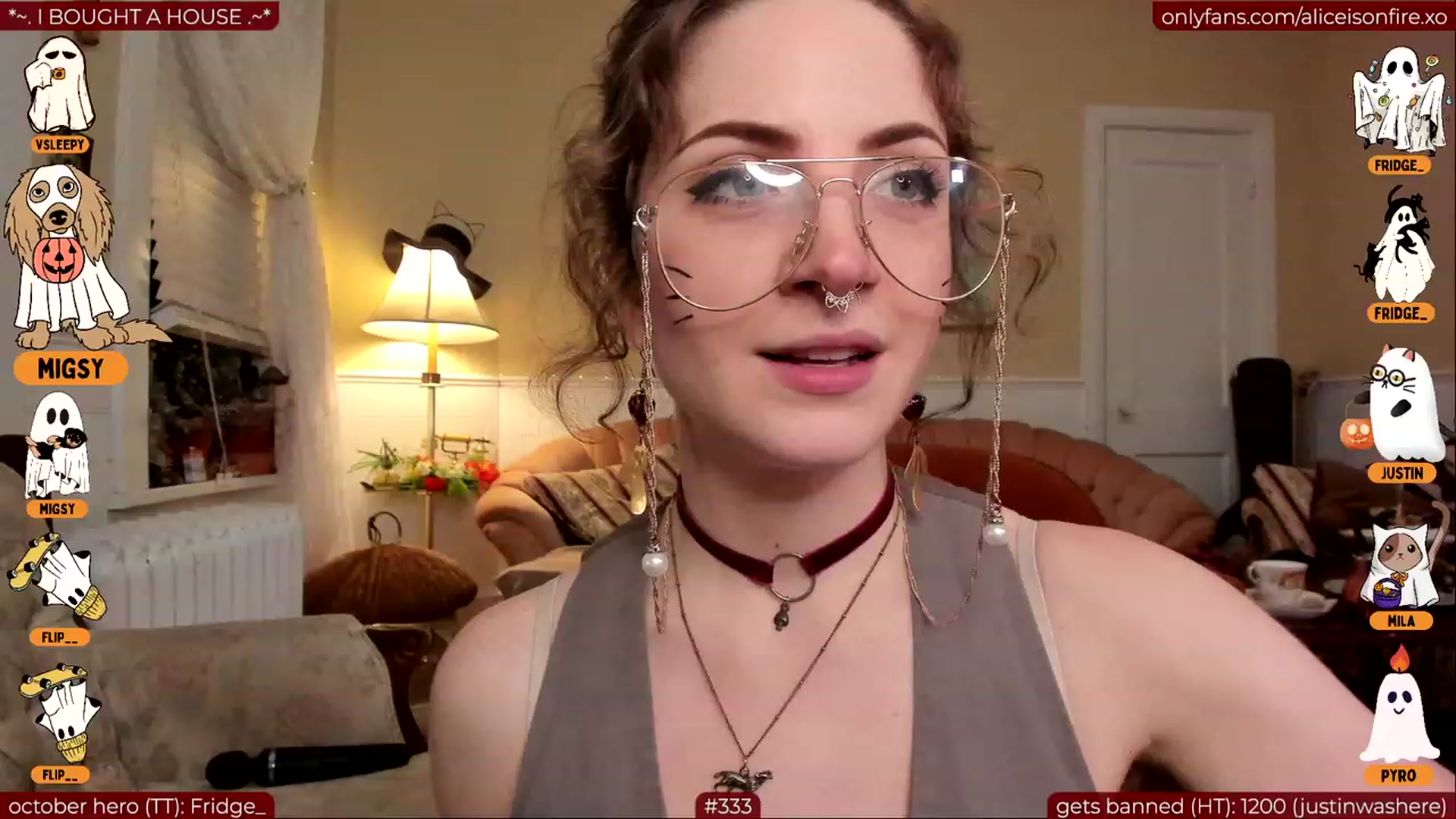 Gallery image thumbnail from aliceisonfire's myfreecams stream on, 10/13/2023, 06:37 image 15 of 20